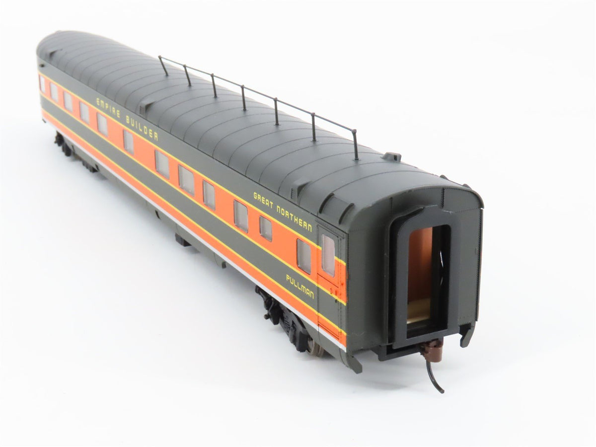 HO Scale Walthers 932-9038 GN Empire Builder 6-4-1 Lounge Observation Passenger