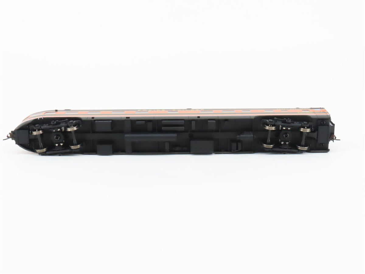 HO Scale Walthers 932-9038 GN Empire Builder 6-4-1 Lounge Observation Passenger