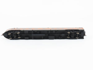 HO Scale Walthers 932-9038 GN Empire Builder 6-4-1 Lounge Observation Passenger