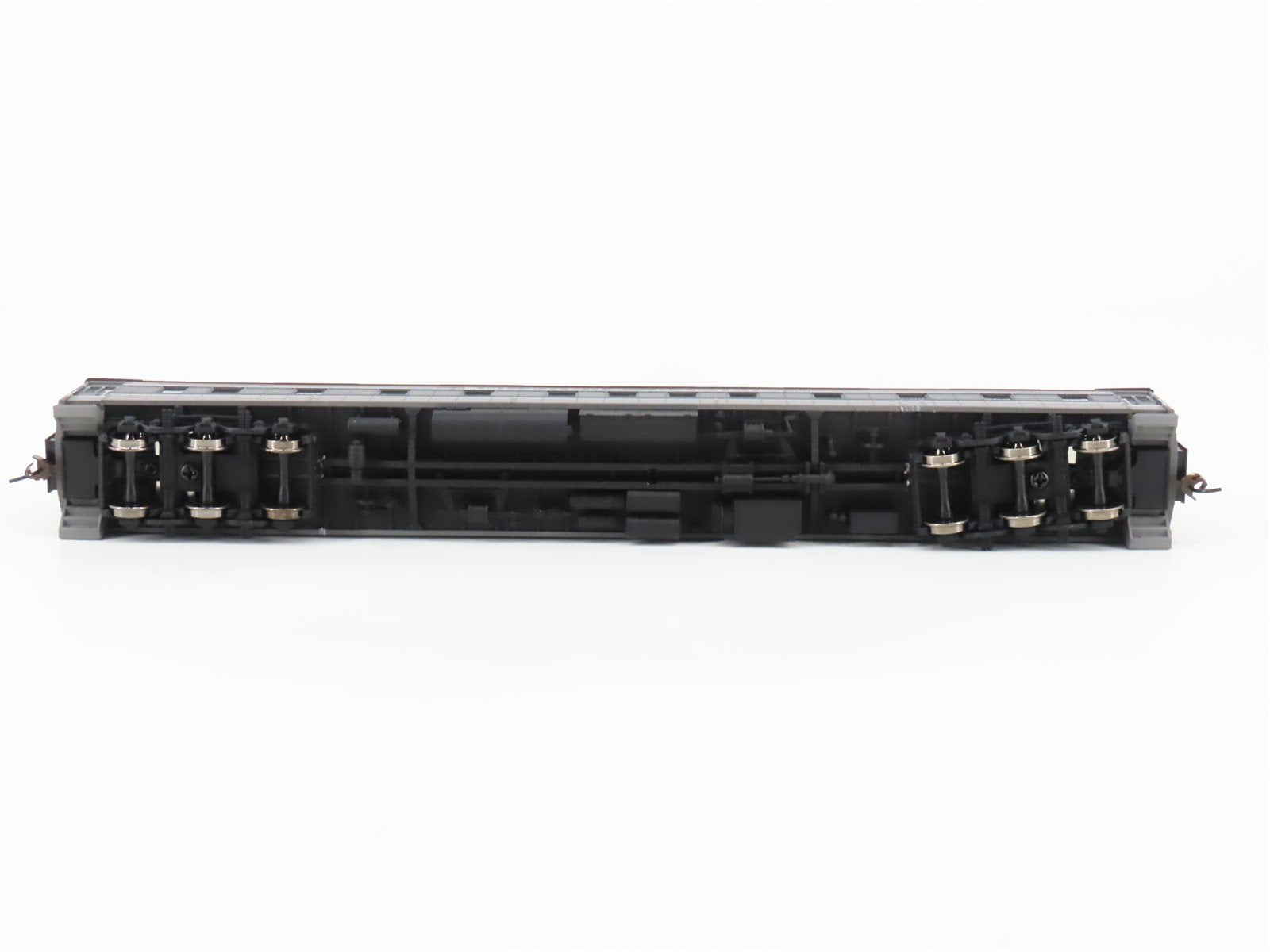 HO Scale Walthers 932-10409 SP Southern Pacific HW 6-3 Sleeper Passenger