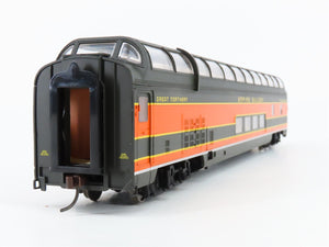 HO Walthers 932-9040 GN Empire Builder Budd Great Dome View Lounge Passenger