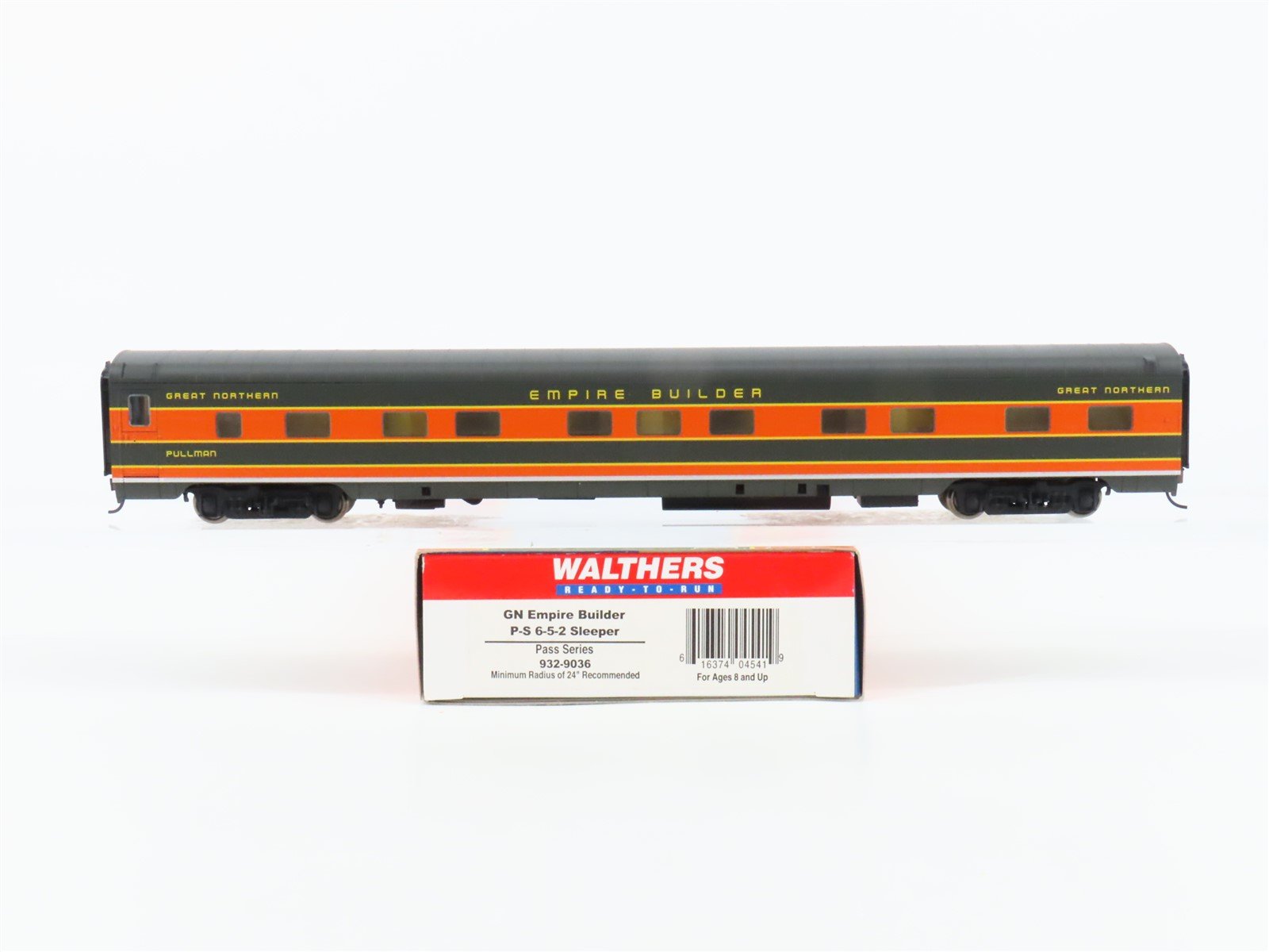 HO Scale Walthers 932-9036 GN Empire Builder 6-5-2 Sleeper Passenger