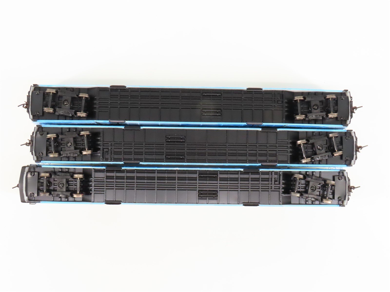 HO Athearn 2585 Tri Rail Bombardier Control Car #510 w/ 2 Coach Passenger Cars