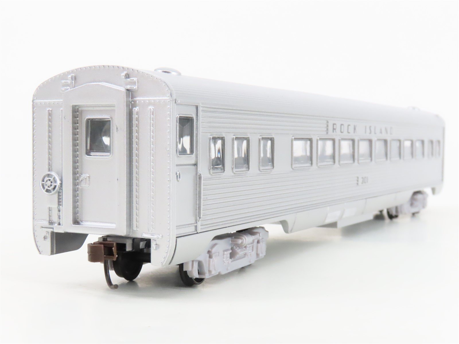 HO Scale Athearn 7924 RI Rock Island Streamline Coach Passenger Car #301