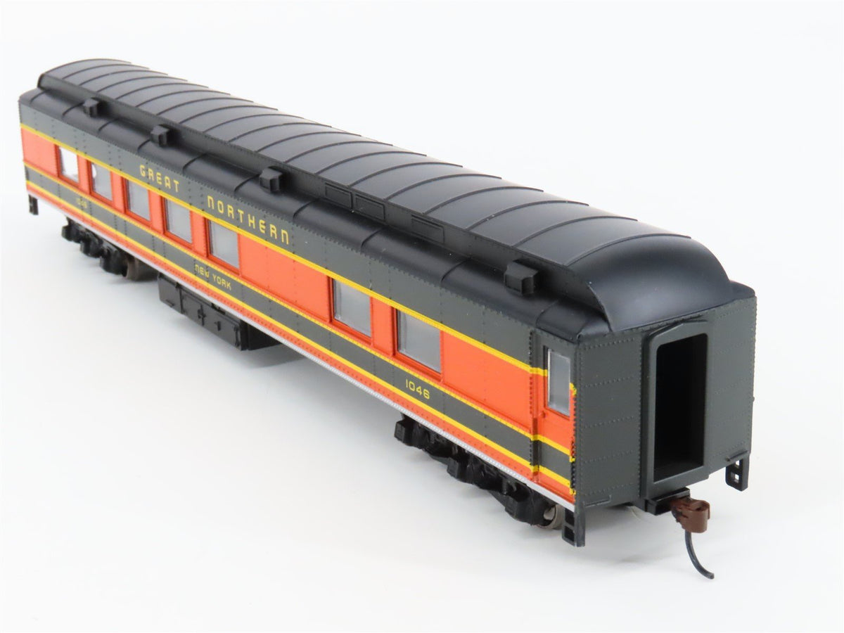 HO Scale Athearn ATH79478 GN Great Northern HW Diner Passenger #1046 &quot;New York&quot;