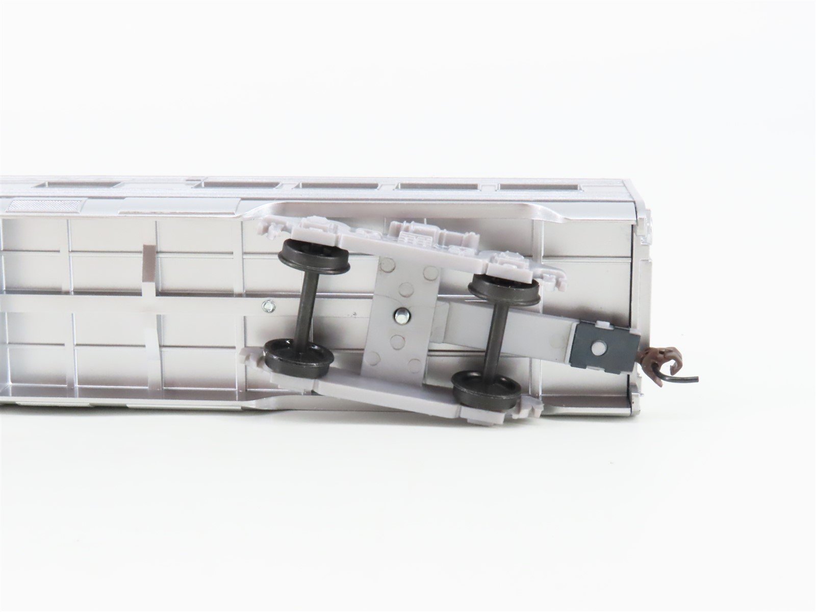 HO Scale Athearn 7923 RI Rock Island Streamline Vista Dome Passenger 