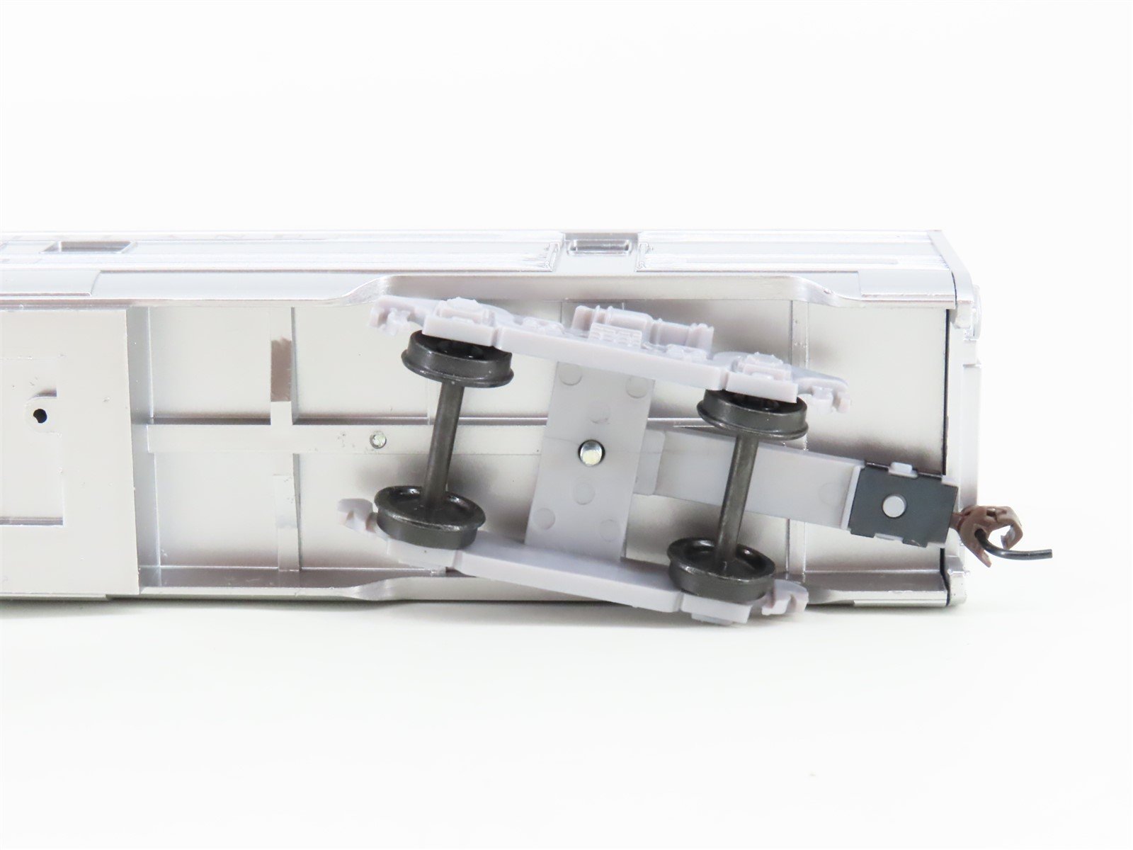 HO Scale Athearn 7921 RI Rock Island Streamline RPO Passenger Car #513