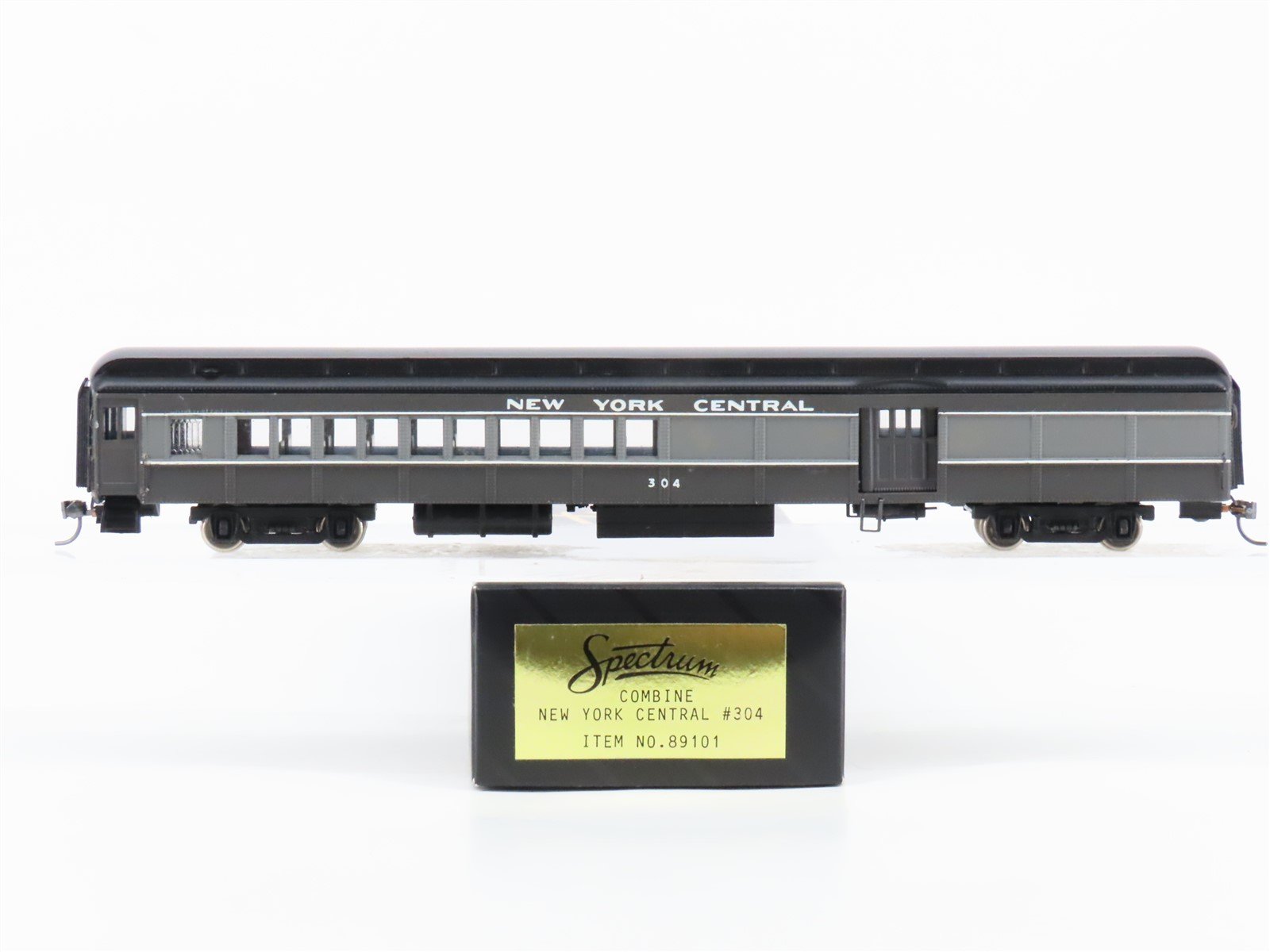 HO Scale Bachmann Spectrum 89101 NYC New York Central Combine Passenger #304