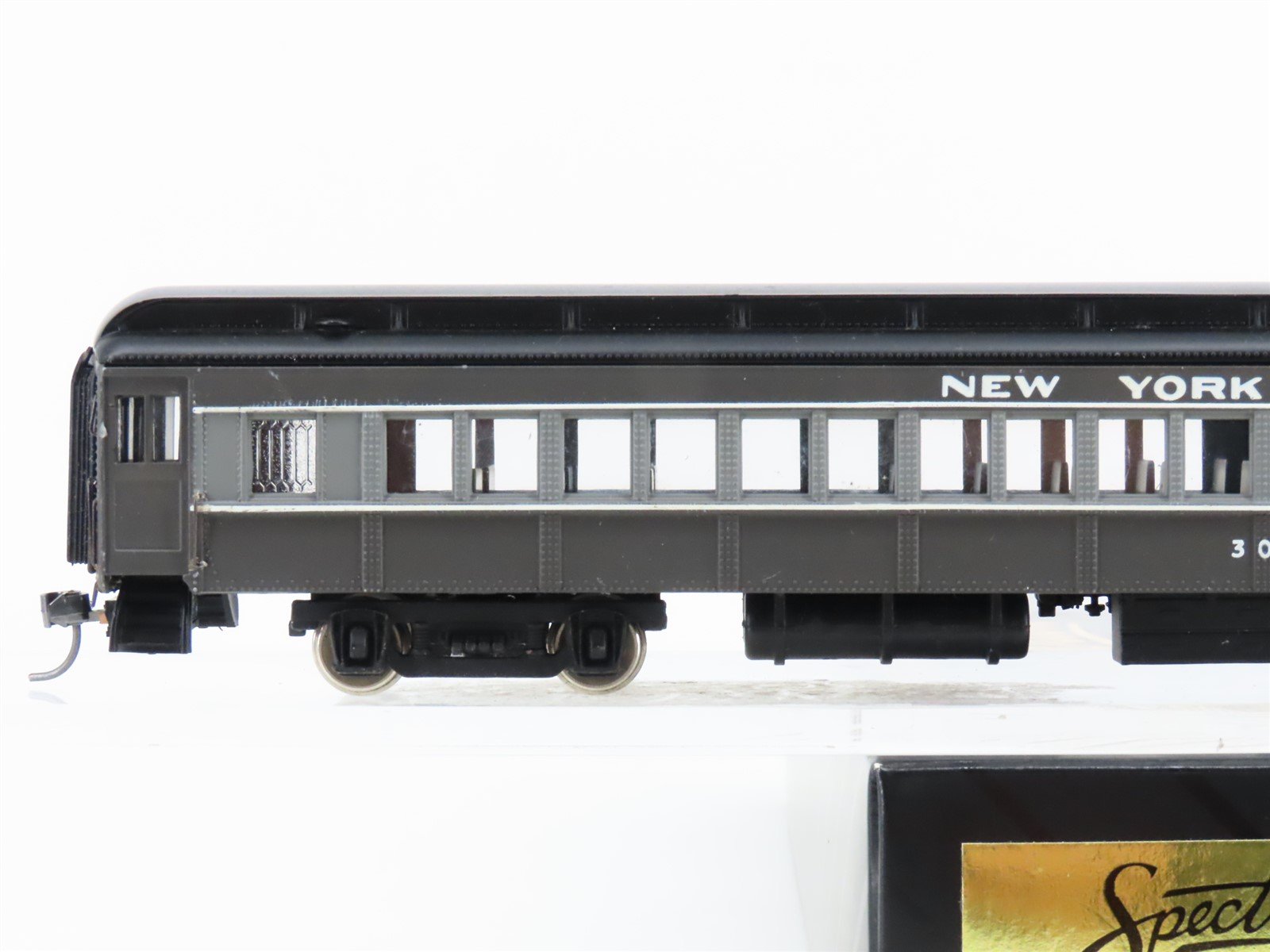 HO Scale Bachmann Spectrum 89101 NYC New York Central Combine Passenger #304