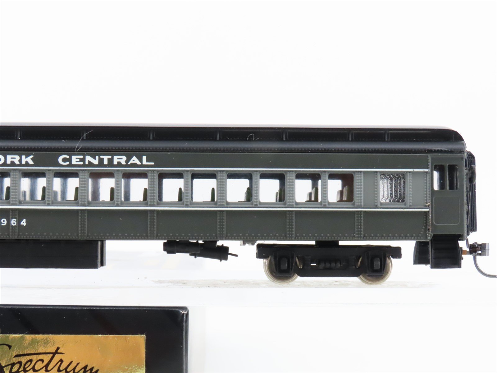 HO Scale Bachmann Spectrum 89105 NYC New York Central Coach Passenger #964