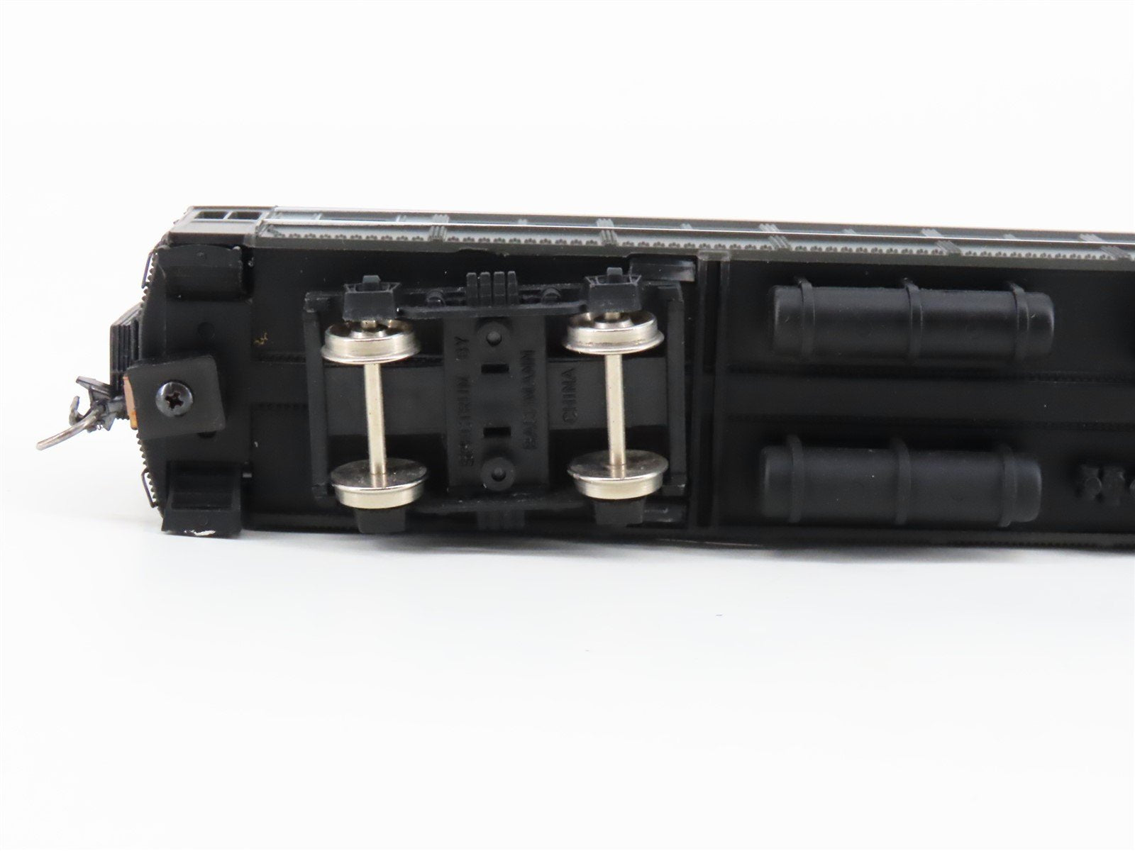 HO Scale Bachmann Spectrum 89105 NYC New York Central Coach Passenger #964