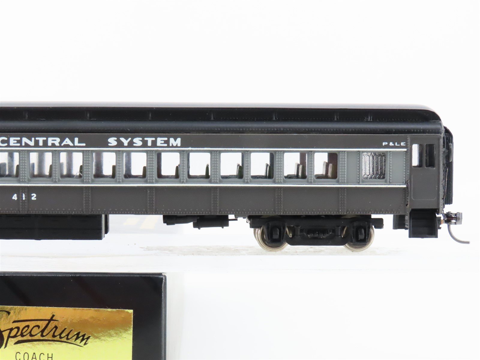 HO Bachmann Spectrum 89102 P&LE New York Central System Coach Passenger #412