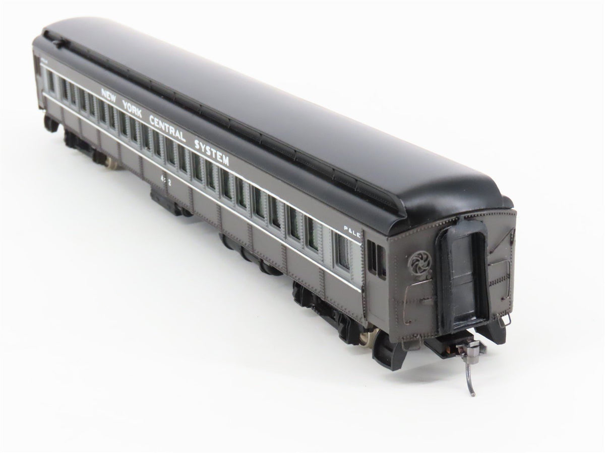 HO Bachmann Spectrum 89102 P&amp;LE New York Central System Coach Passenger #412