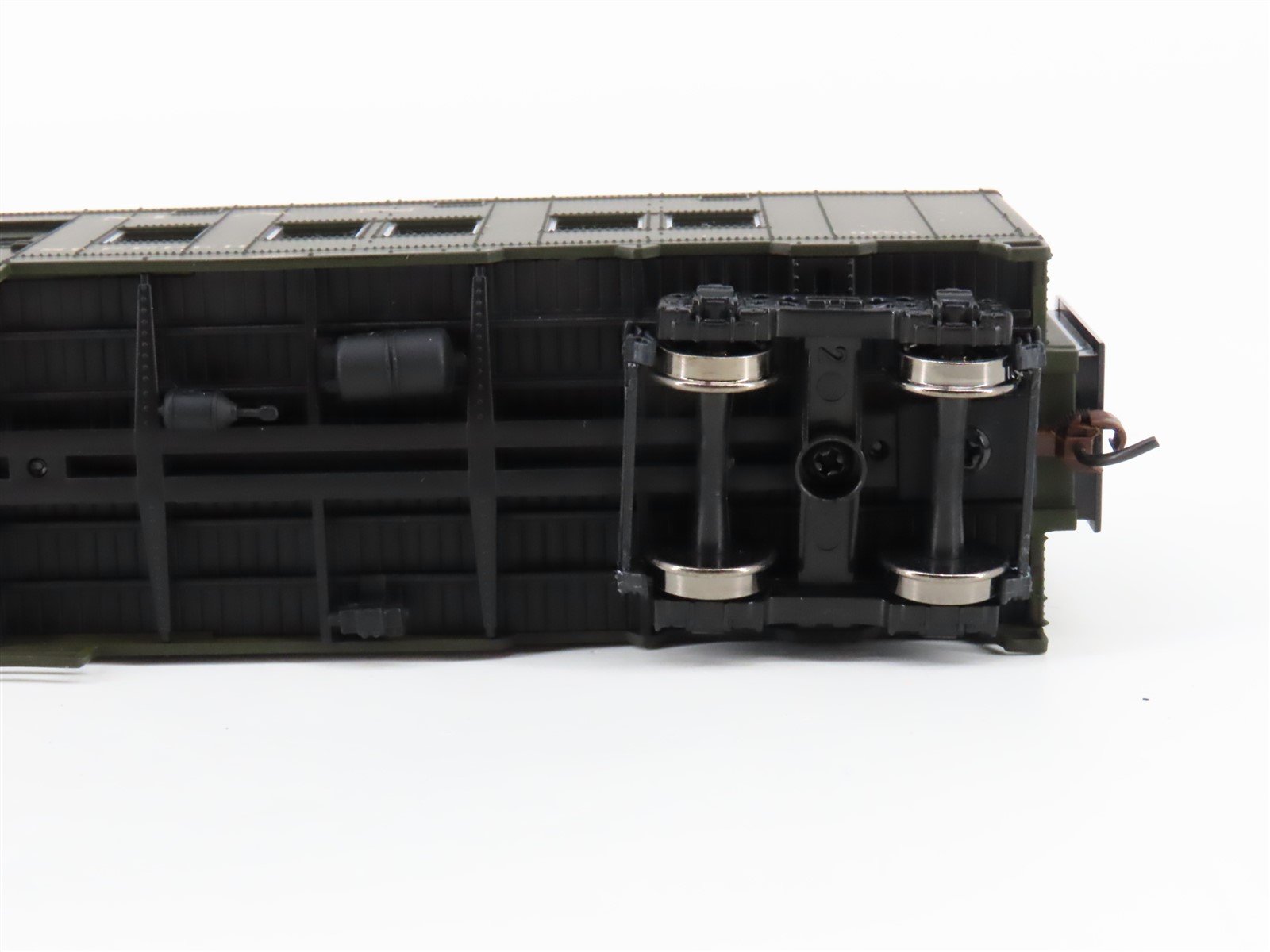 HO Scale Walthers Gold Line 932-4151 Pullman PS Troop Sleeper Passenger #9153