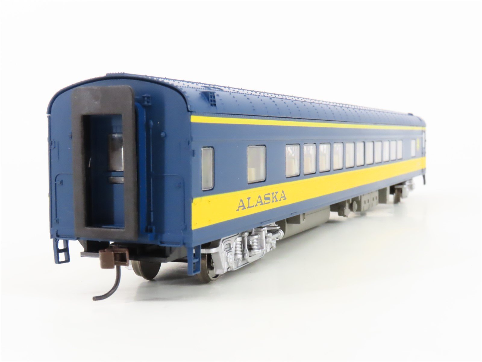HO Scale Rivarossi RT600035 ARR Alaska Railroad Coach Passenger Car #203