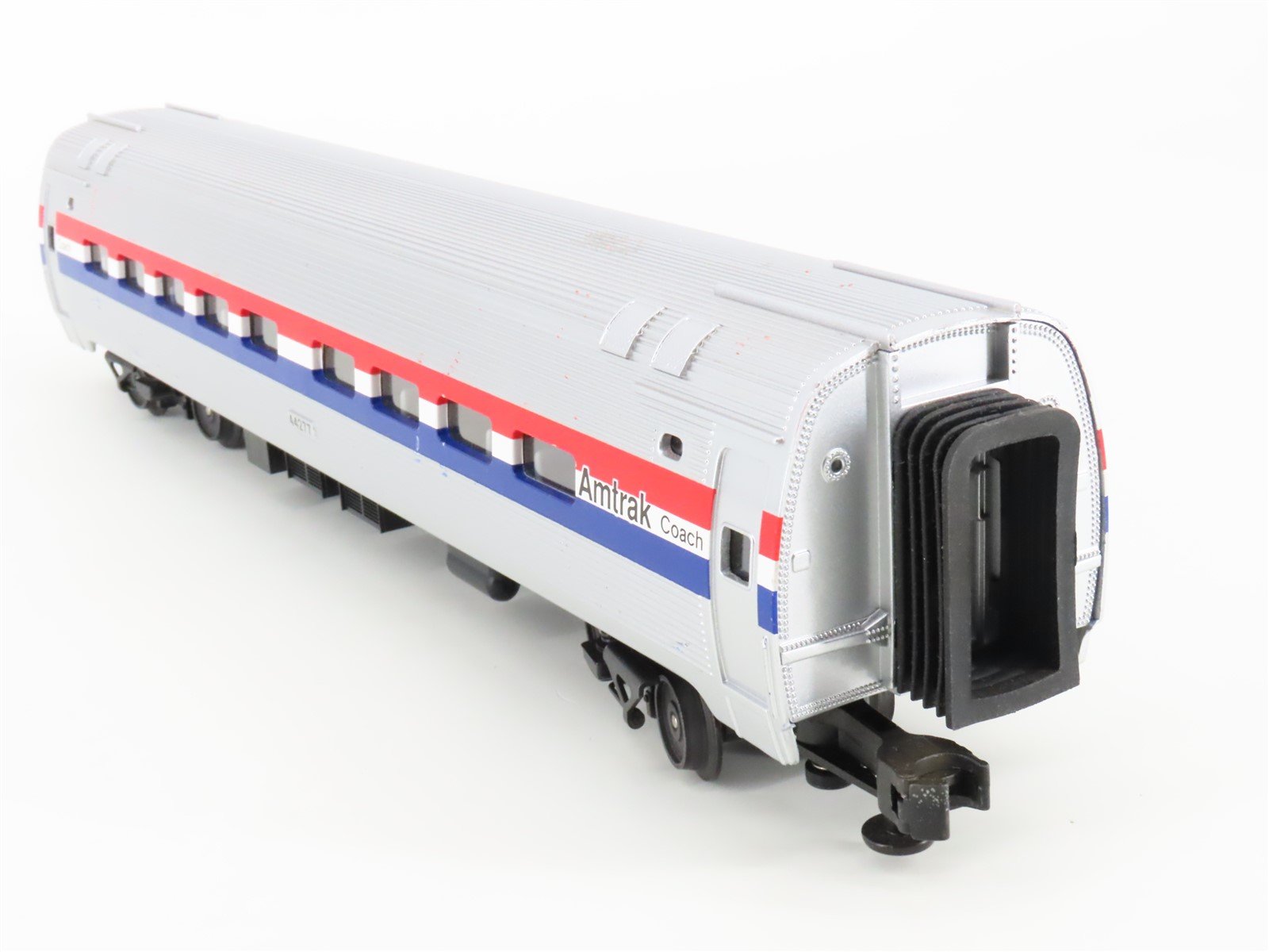 O Gauge 3-Rail MTH AMTK Amtrak Phase III Coach Passenger Car #44277