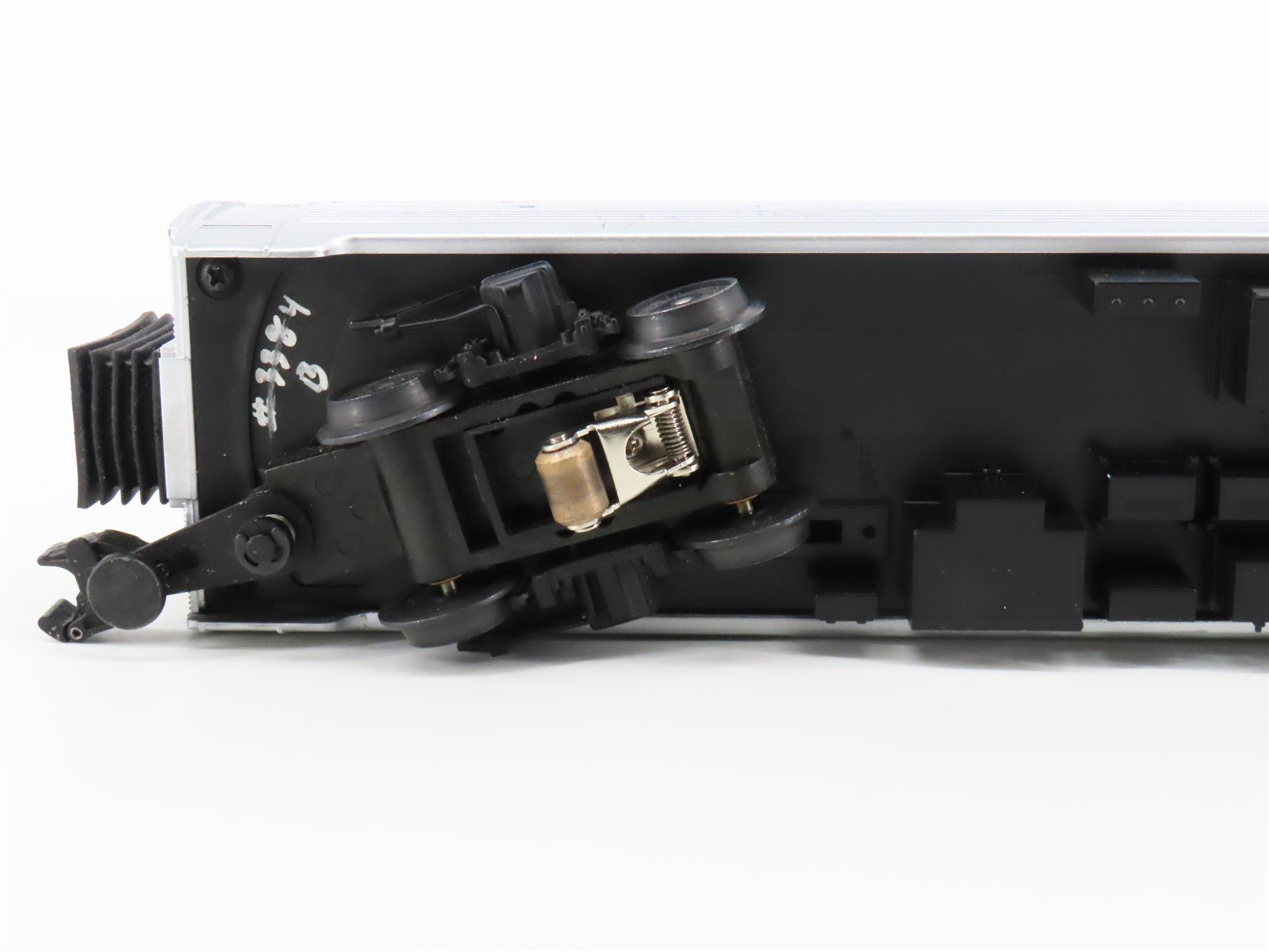 O Gauge 3-Rail MTH AMTK Amtrak Phase III Coach Passenger Car #44277