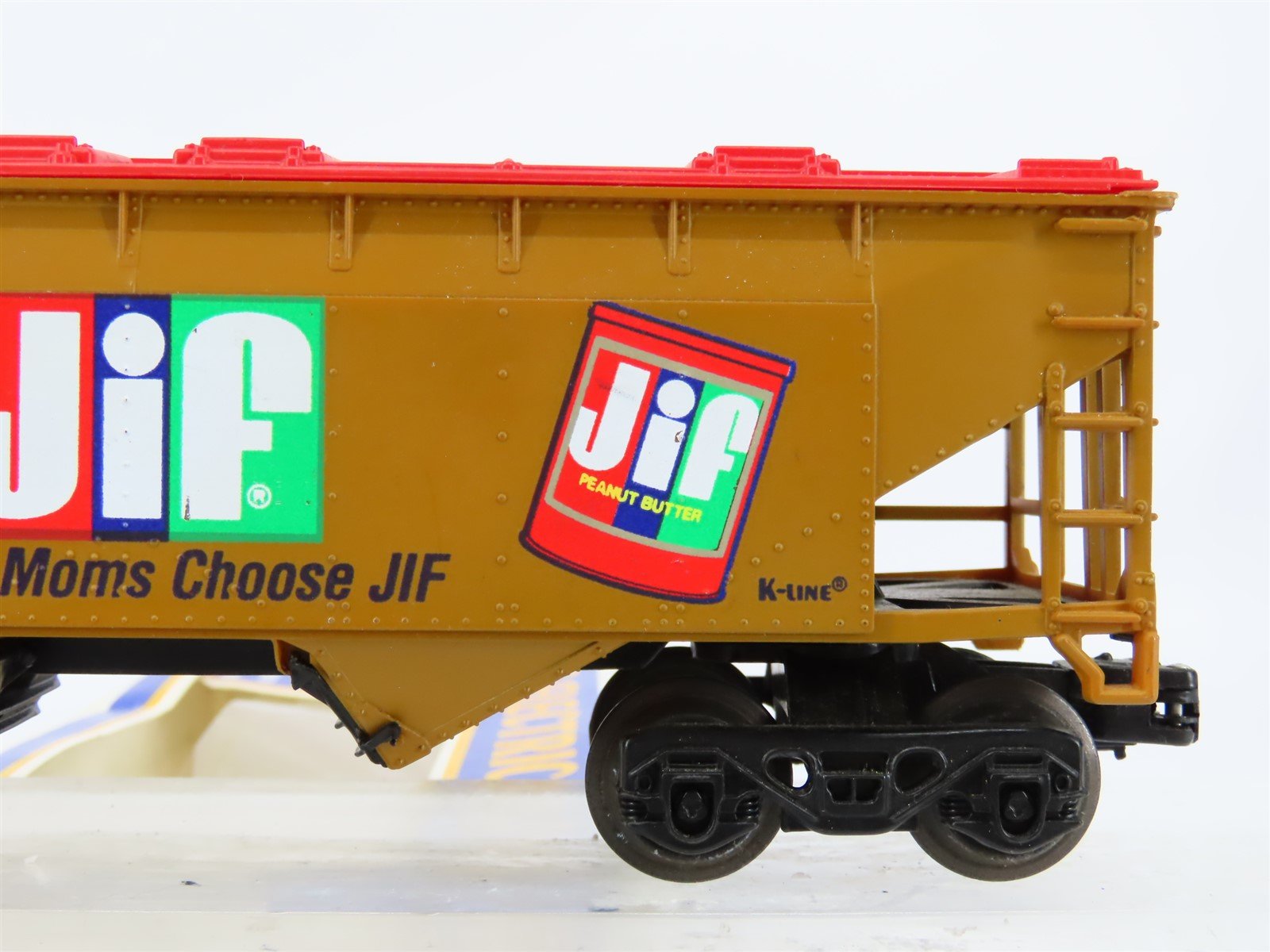 O Gauge 3-Rail K-Line Jif Peanut Butter 2-Bay Covered Hopper #101872