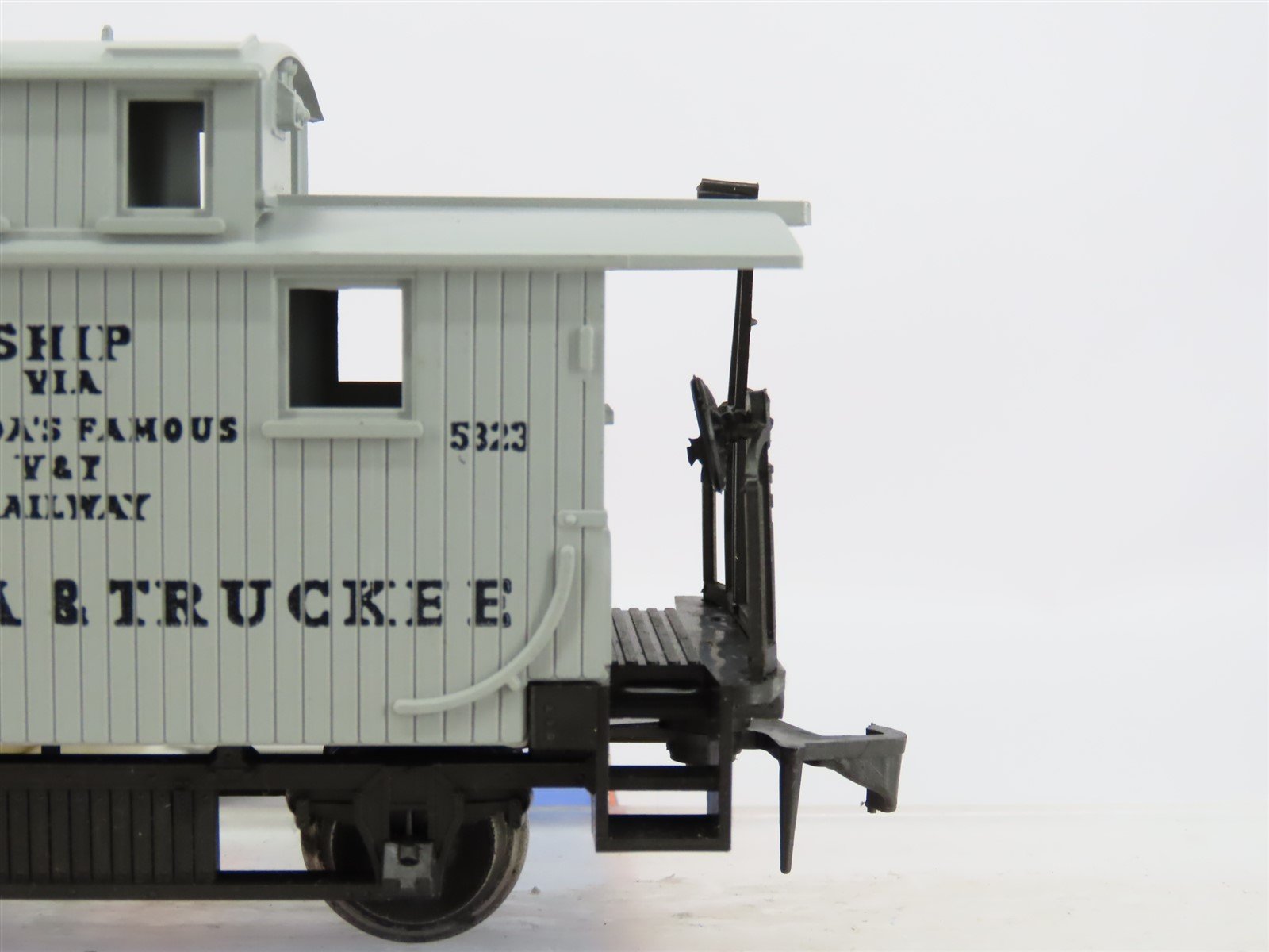 O Gauge 3-Rail AHM 7306B V&T Virginia & Truckee Caboose #5323