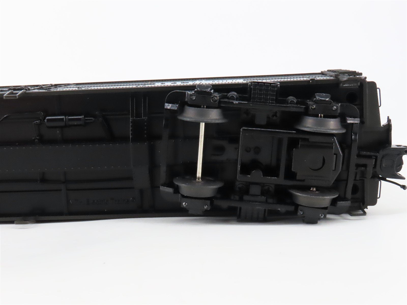 O Gauge 3-Rail MTH 20-94169 GPEX Sheffield Farms Milk Reefer #766