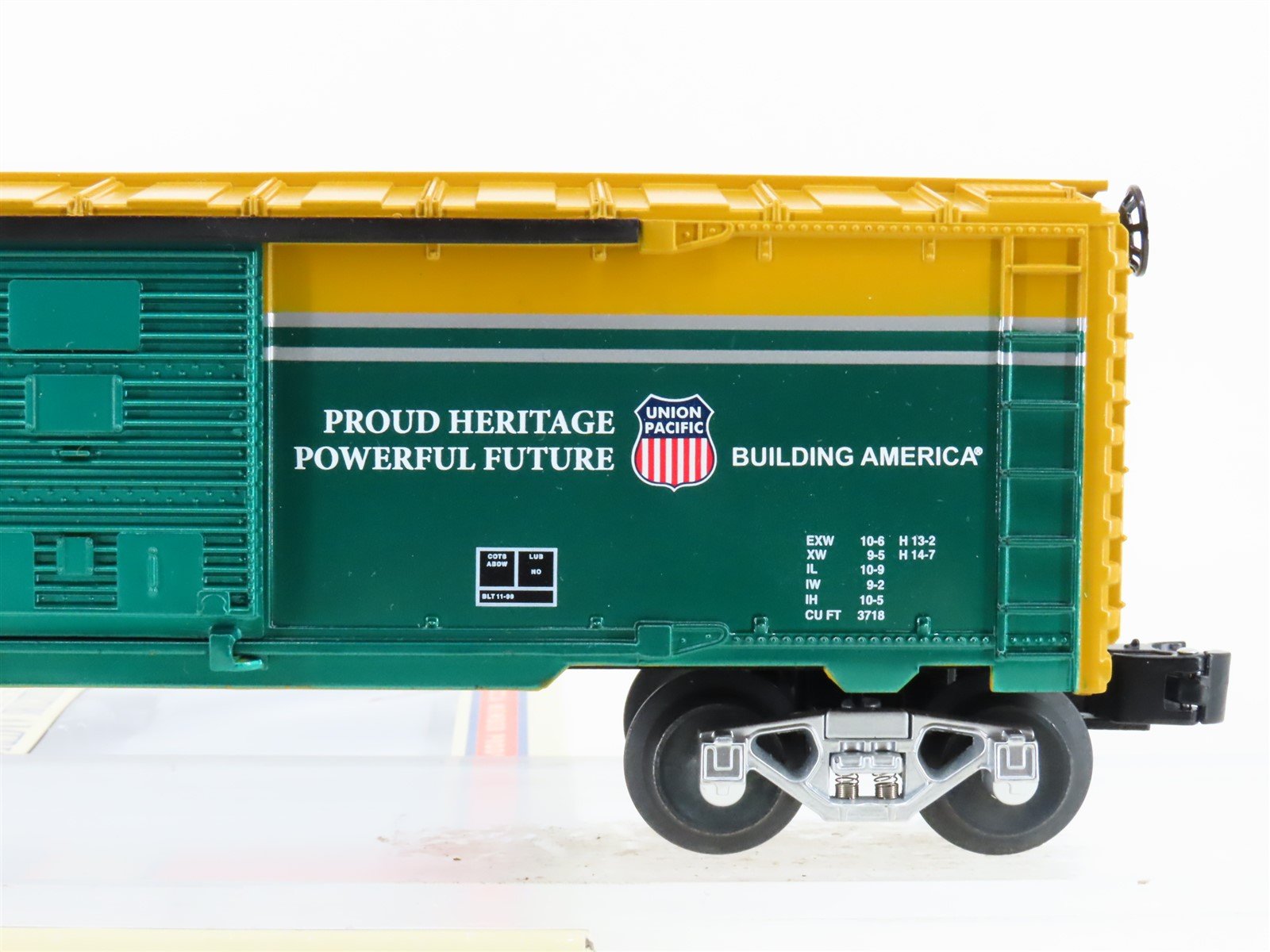 O Gauge 3-Rail Lionel 6-58060 LCCA 2018 Convention UP CNW Box Car #58060