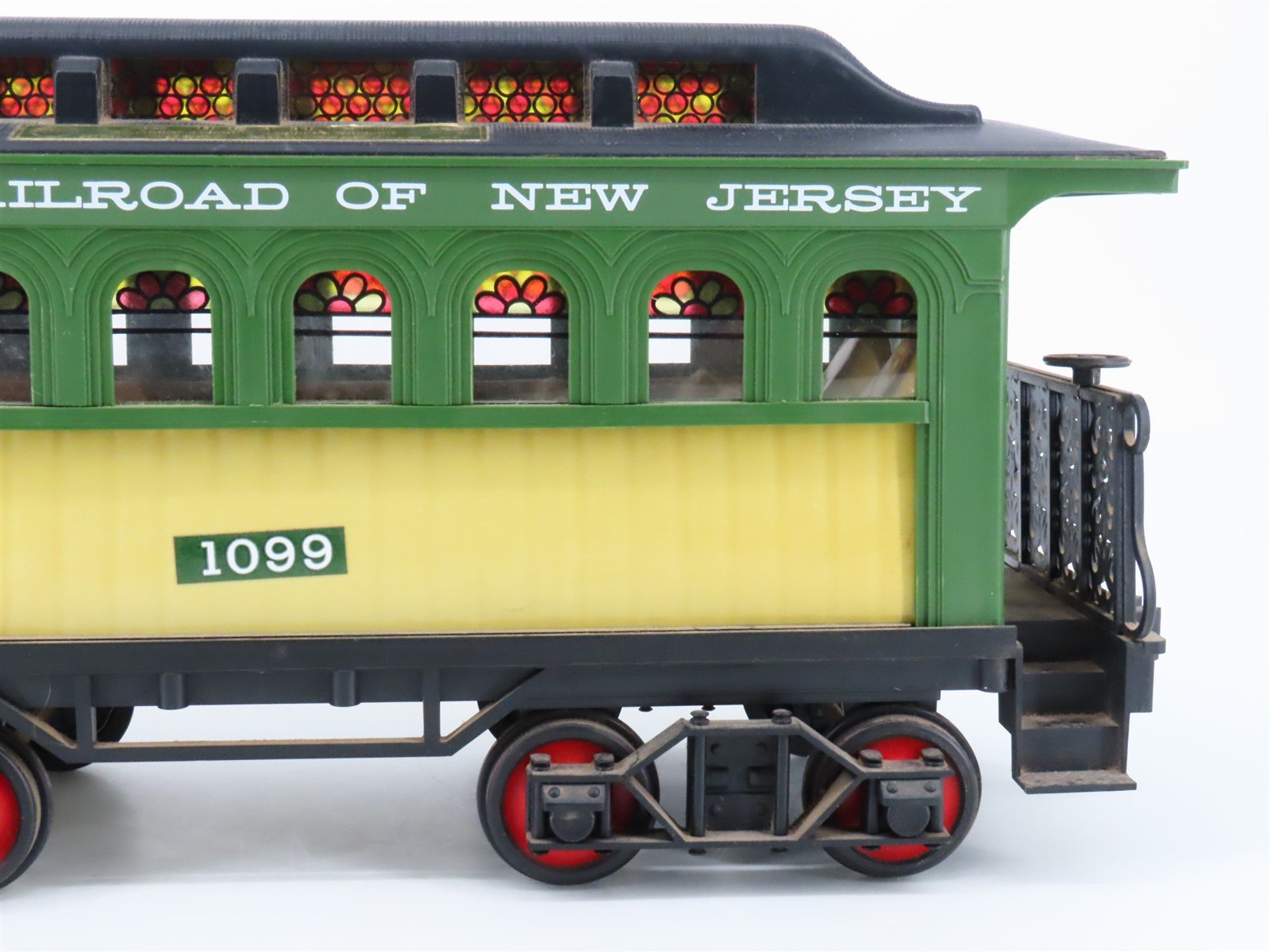 Jim Beam CNJ Central Railroad of New Jersey Passenger Car #1099 Empty Decanter