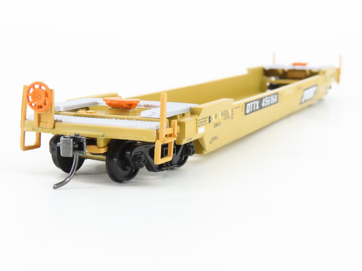 HO Scale Walthers 932-4301 DTTX Trailer Train Husky Stack Car #456164