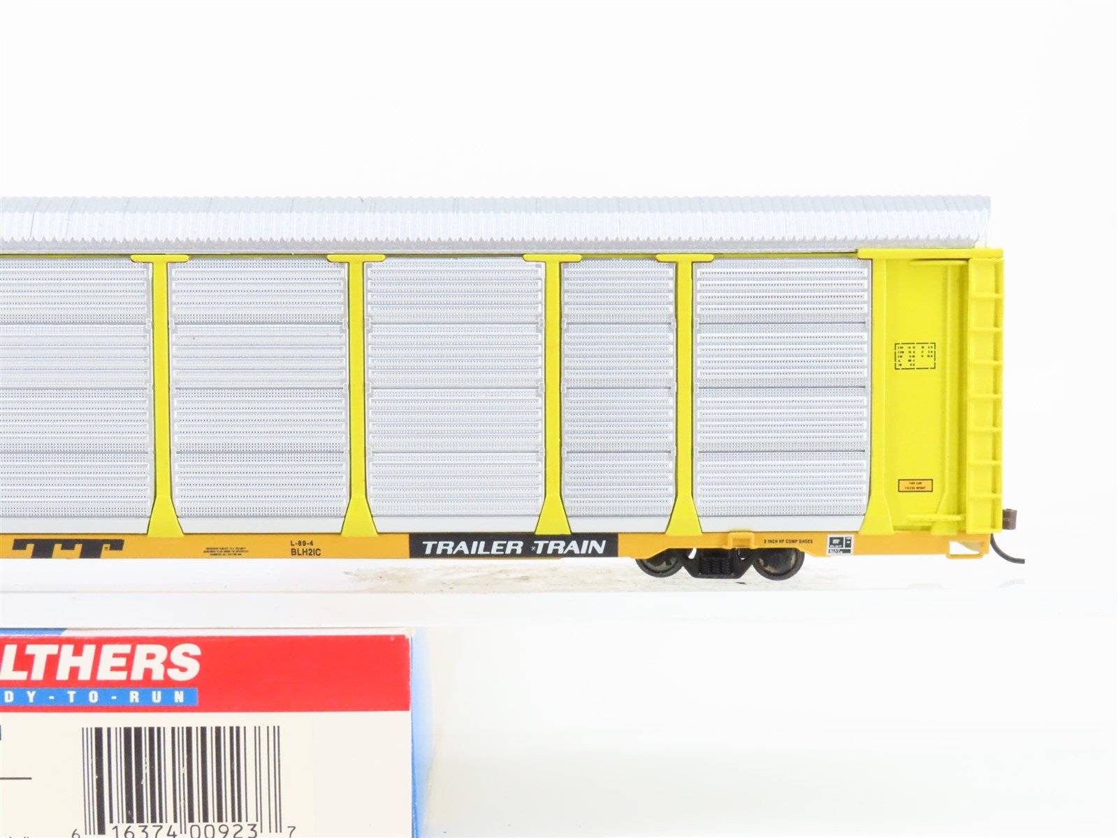 HO Walthers 932-4853 CNW ETTX Trailer Train 89' Tri-Level Auto Carrier #701380