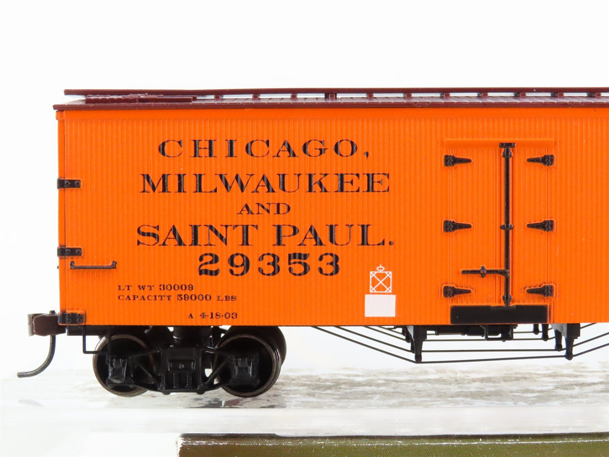 HO Scale Roundhouse 84148 CM&amp;StP Bodden Packing 36&#39; Wood Reefer #29353