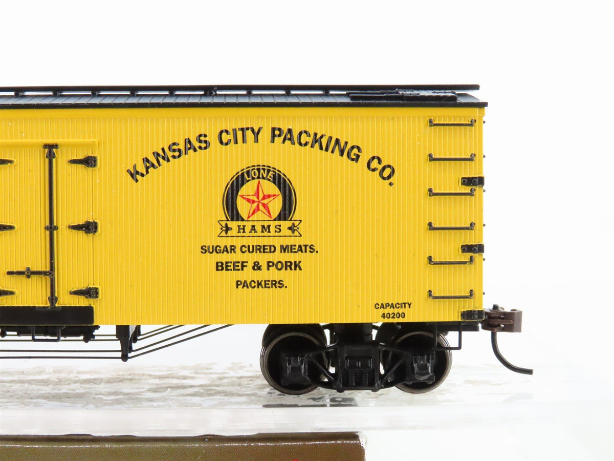 HO Scale Roundhouse 84149 CM&amp;StP Kansas City Packing Co 36&#39; Wood Reefer #10471