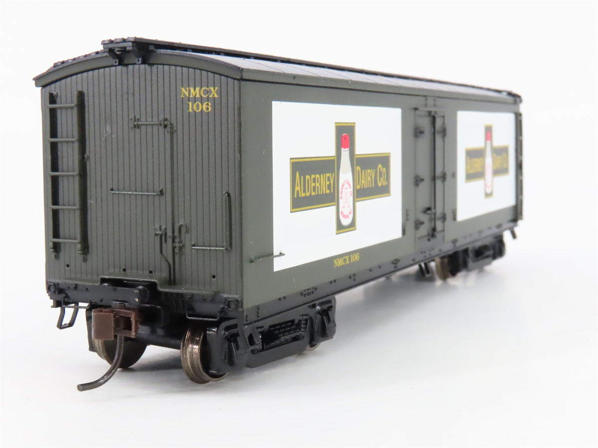 HO Scale Roundhouse 84602 NMCX Alderney Dairy 40&#39; Wood Milk Car #106