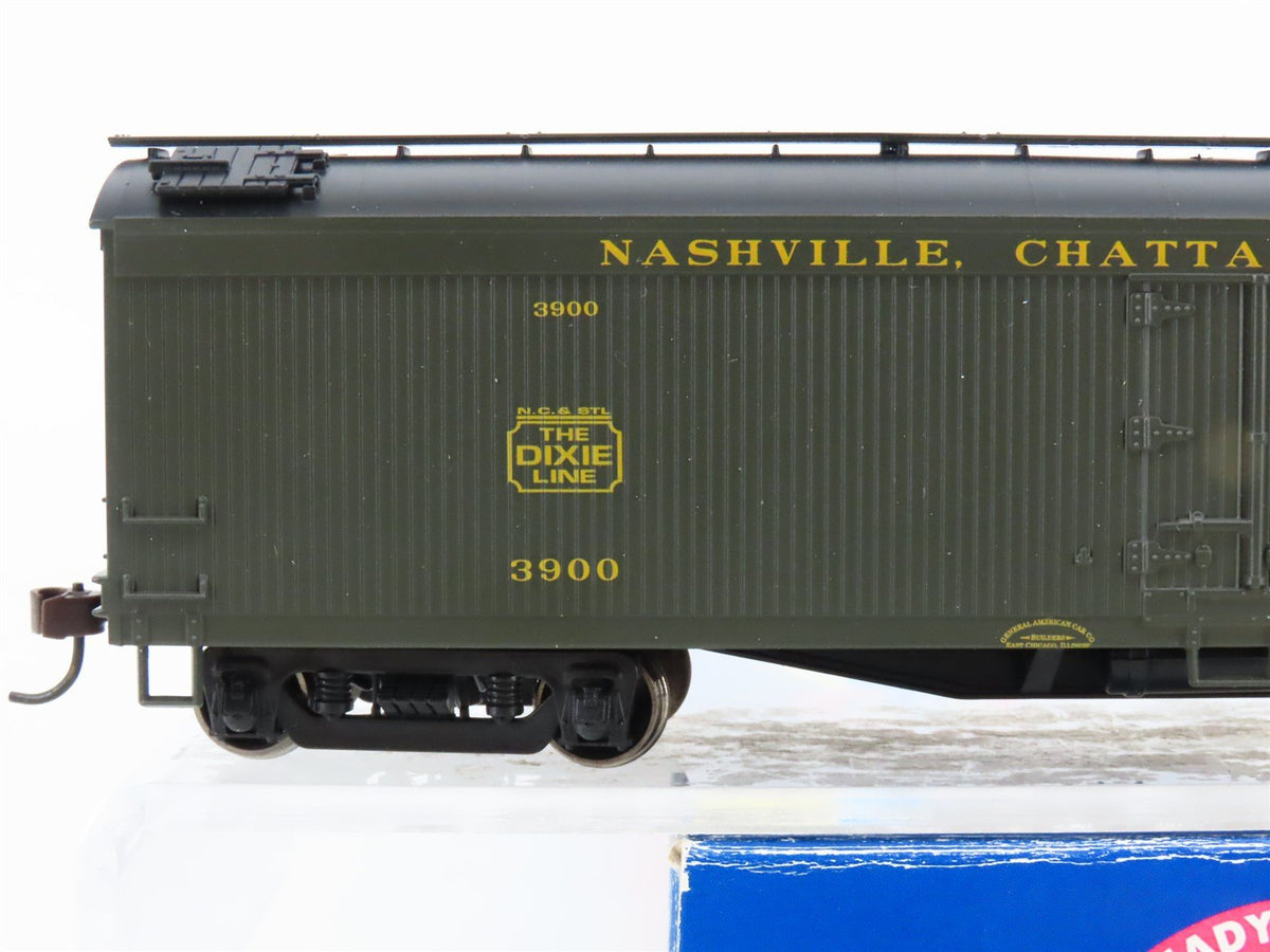 HO Athearn 92585 NC&amp;StL Nashville Chattanooga St Louis 50&#39; Express Reefer #3900