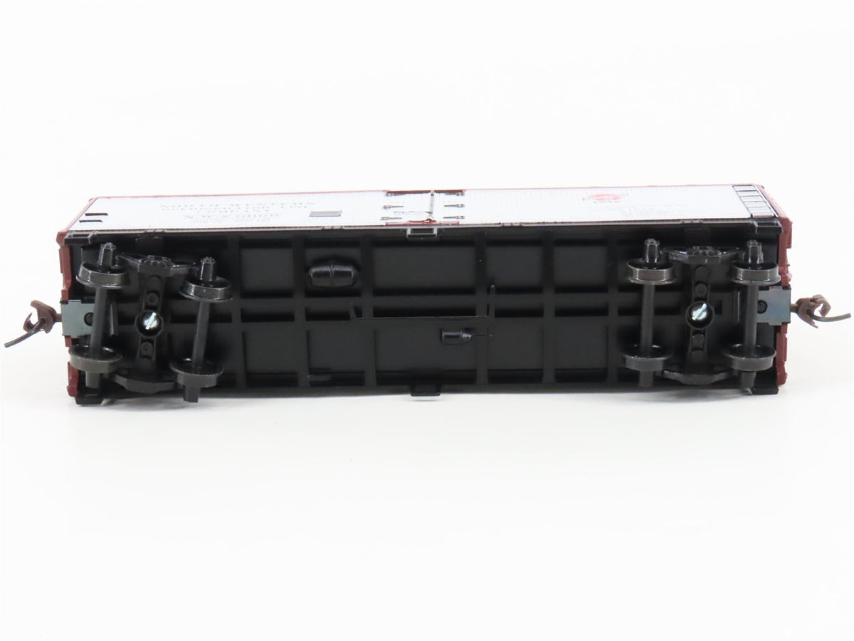 HO Athearn 7575 NWX North Western Refrigerator Company 40&#39; Wood Reefer #6066