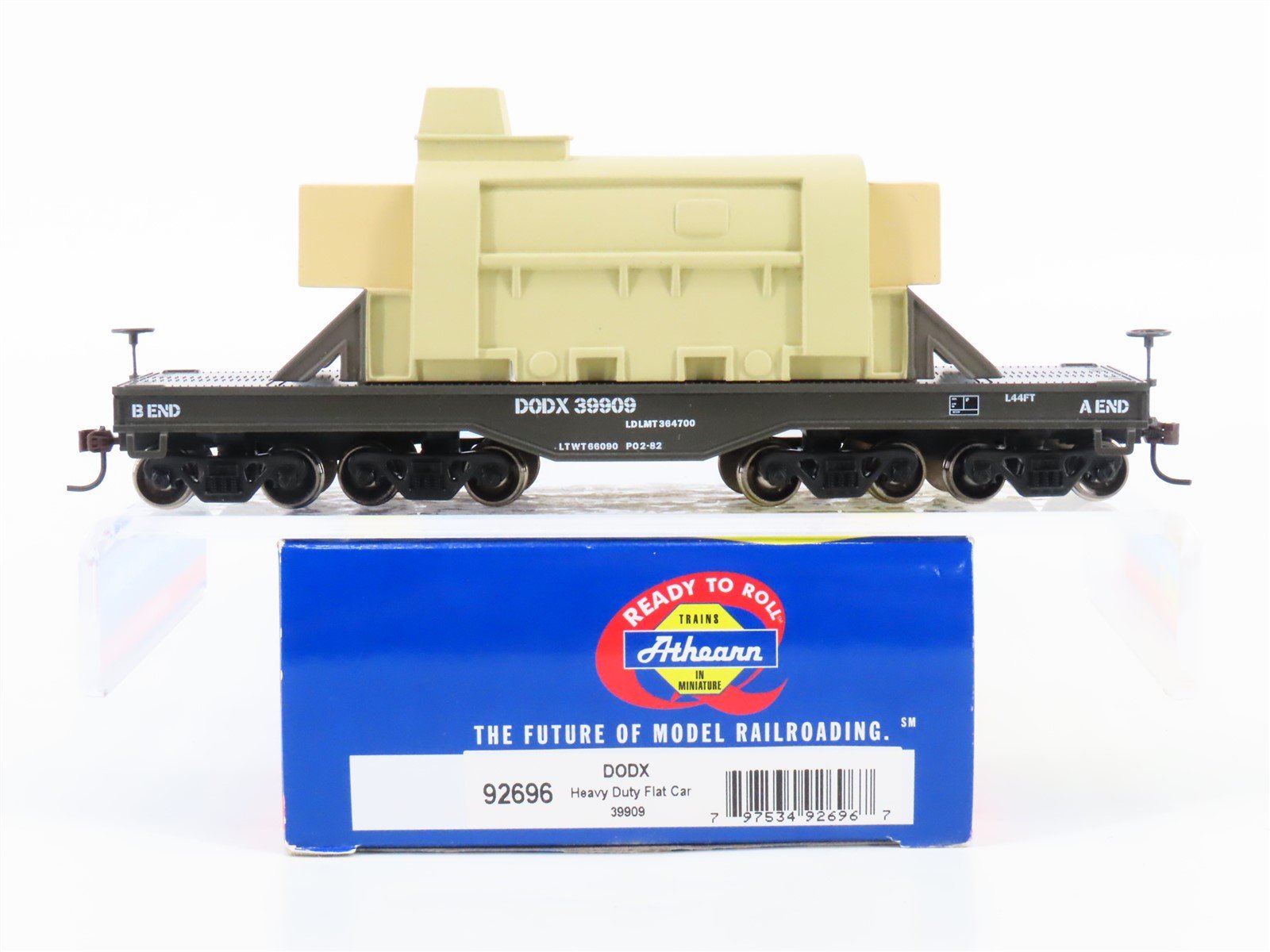 HO Athearn 92696 DODX Department of Defense Heavy Duty Flat Car #39909 w/ Load