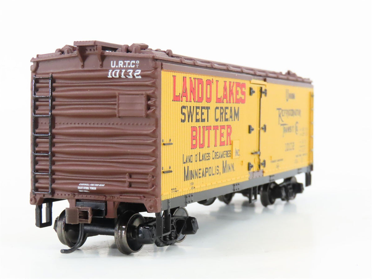 HO Scale Athearn 7588 URTC Land O&#39; Lakes 40&#39; Wood Reefer #10132