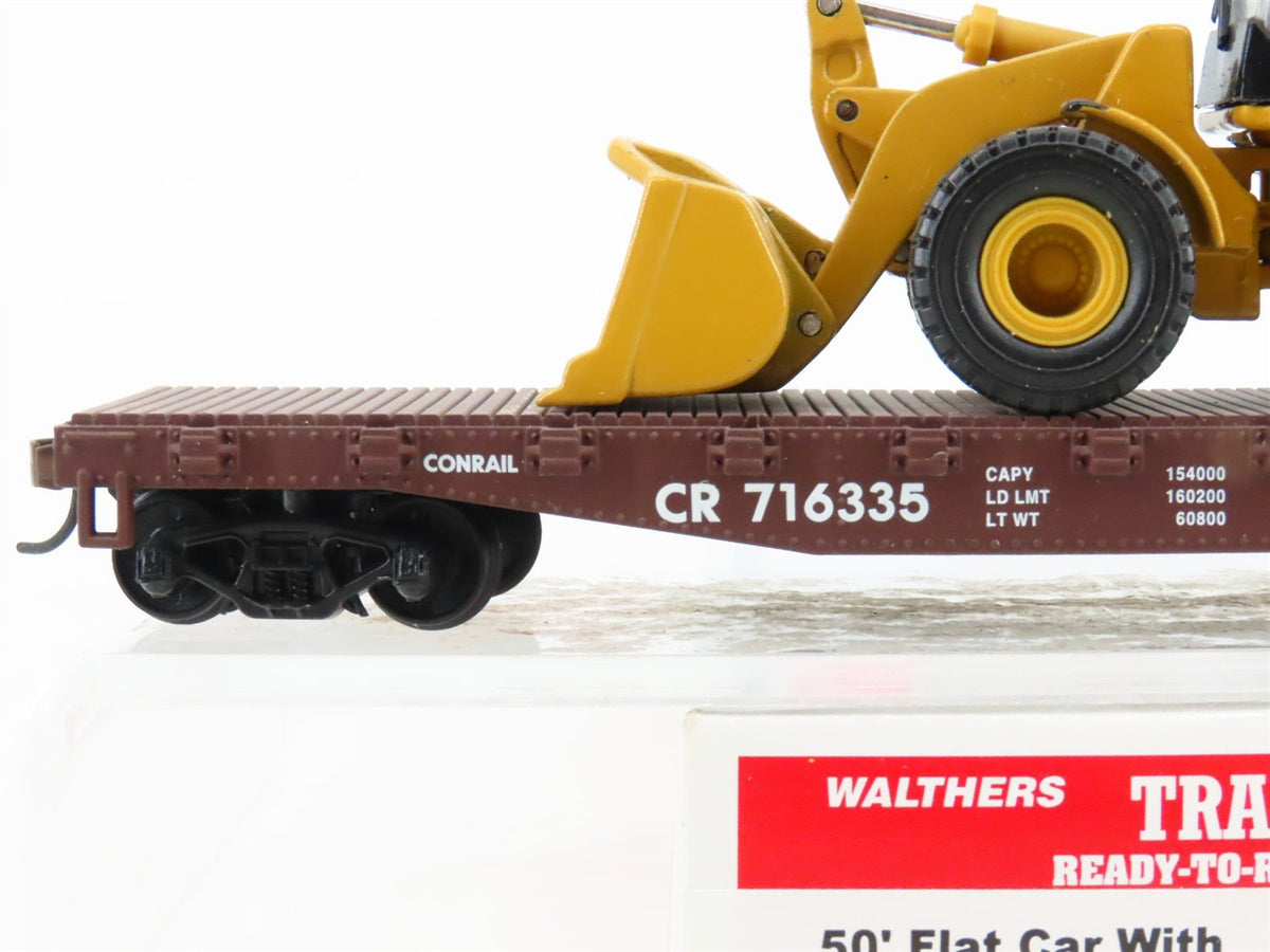 HO Walthers Trainline 931-757 CR Conrail 50&#39; Flat Car #716335 w/ Wheel Loader