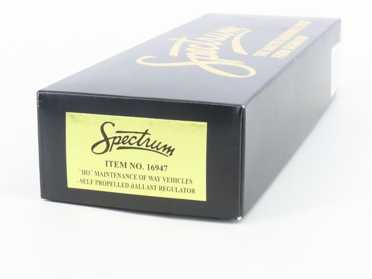 HO Spectrum 16947 Maintenance of Way Self Propelled Ballast Regulator - Powered