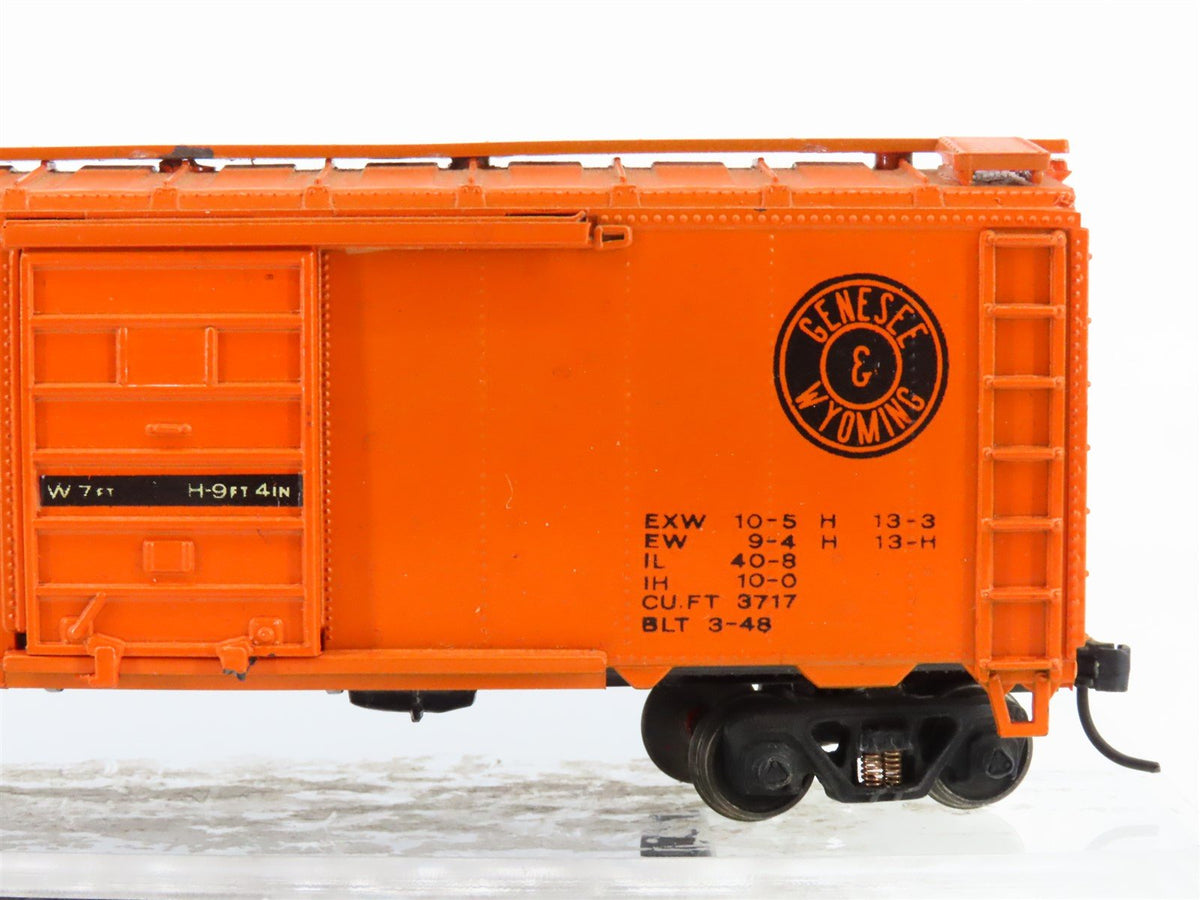 HO Scale Kar-Line 235 GNW Genesee &amp; Wyoming 40&#39; Single Door Box Car #100031