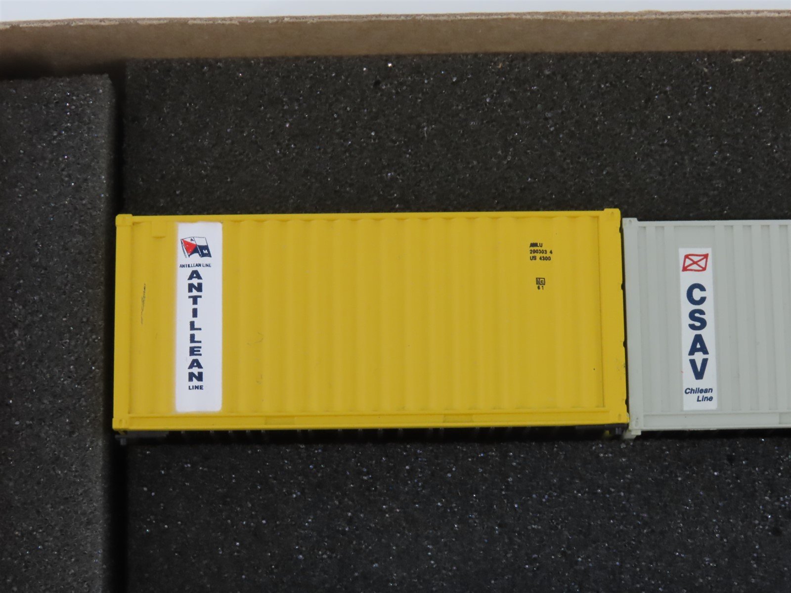 HO Scale 2311 Athearn Special Edition 2311 Containers of the World Set of 6