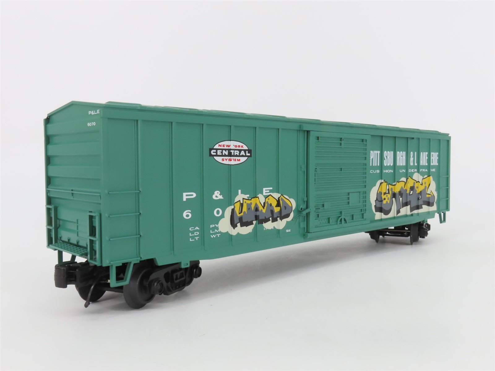 O Gauge 3-Rail MTH 20-93488 NYC P&LE New York Central Box Car #6070 w/ Graffiti
