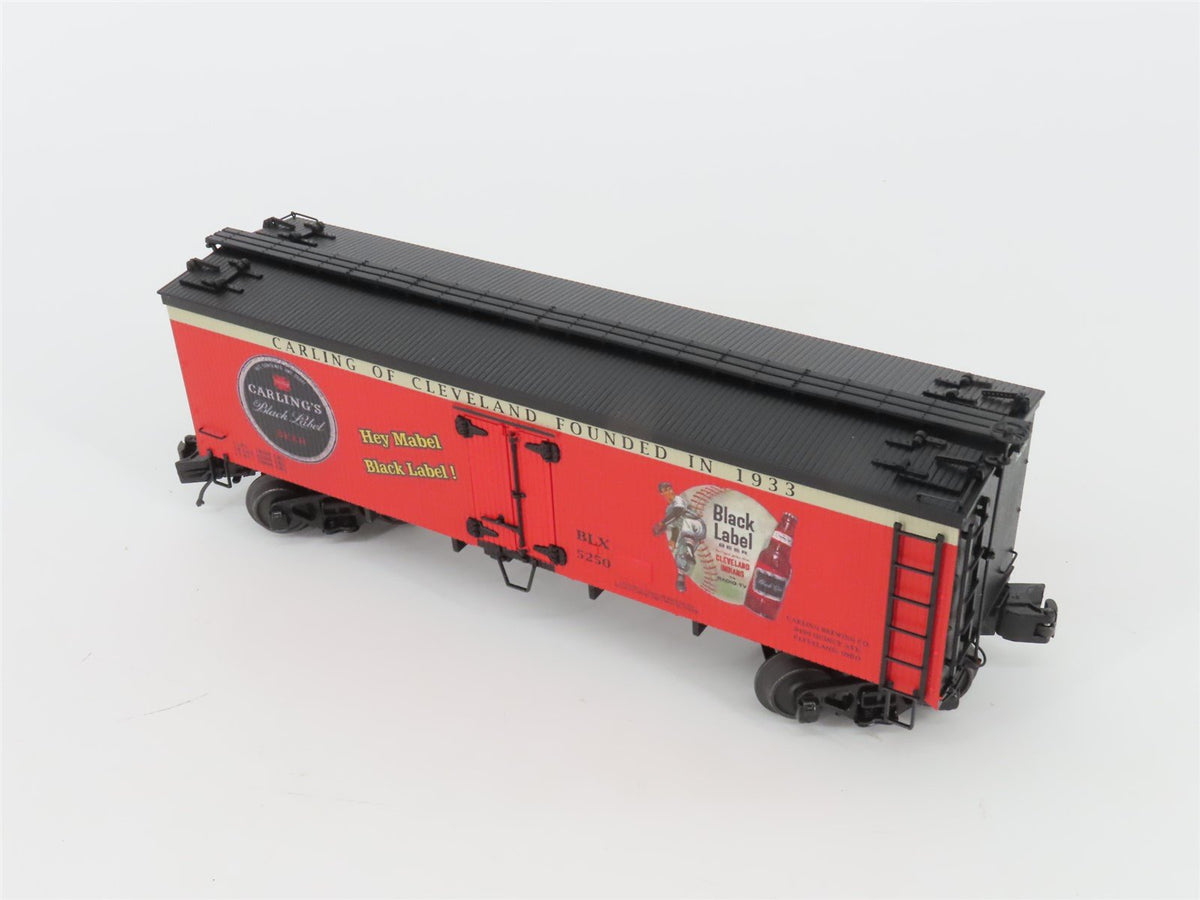 O Gauge 3-Rail MTH 20-94455 BLX Carling Black Label Indians 36&#39; Reefer #5250
