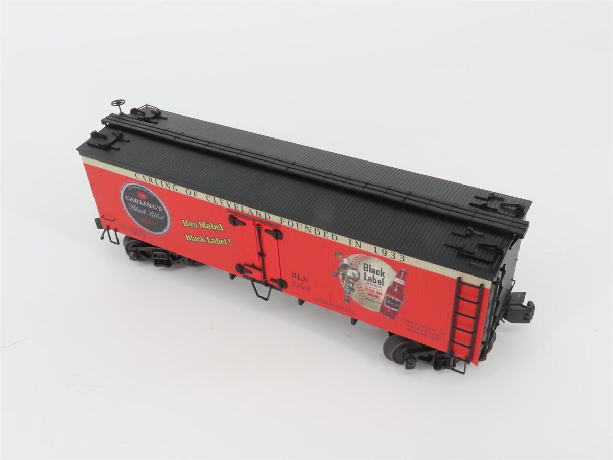 O Gauge 3-Rail MTH 20-94455 BLX Carling Black Label Indians 36&#39; Reefer #5250