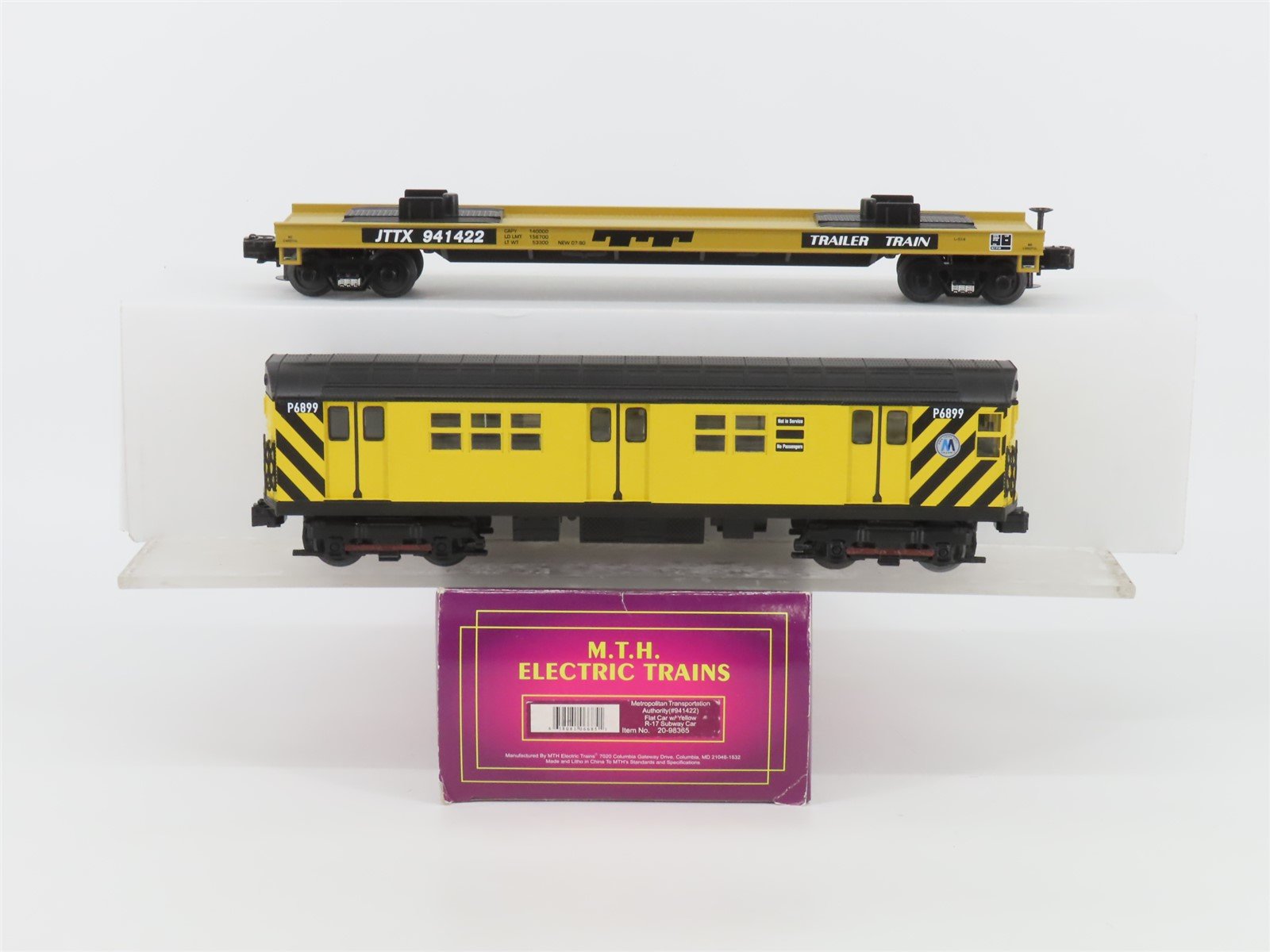 O Gauge 3-Rail MTH 20-98365 JTTX MTA Flat Car #941422 w/ Yellow R-17 Subway Car
