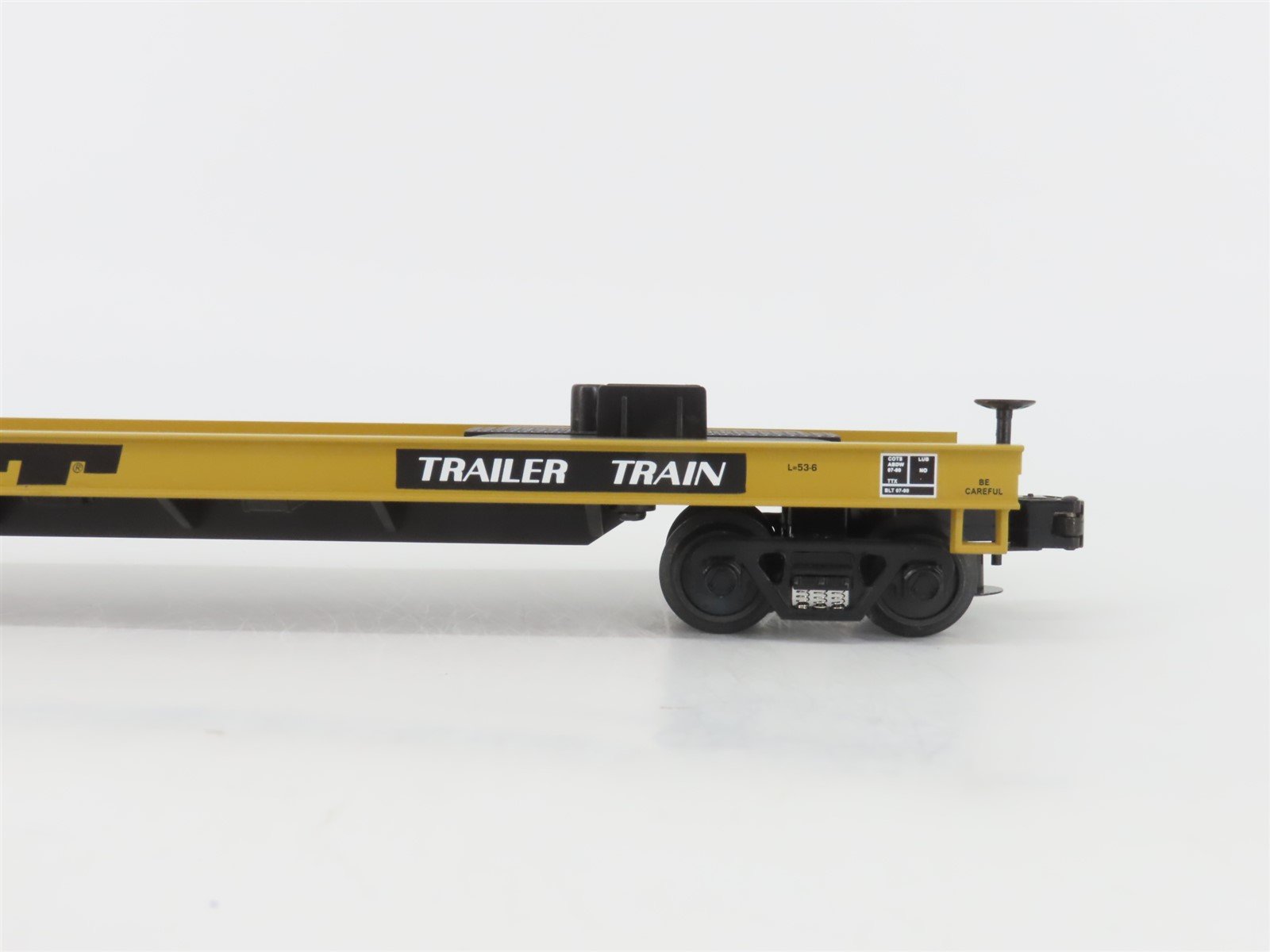 O Gauge 3-Rail MTH 20-98365 JTTX MTA Flat Car #941422 w/ Yellow R-17 Subway Car