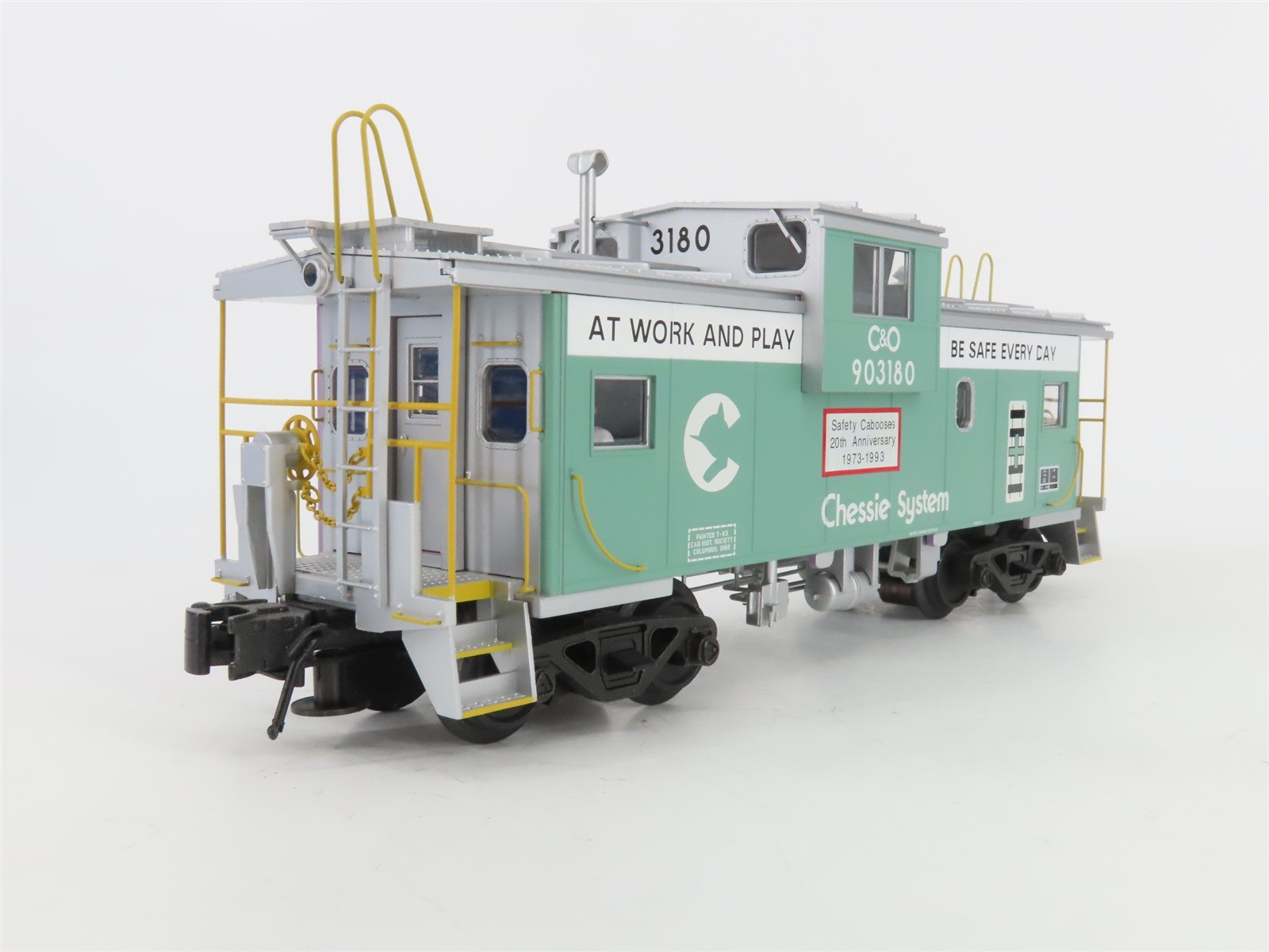 O Gauge 3-Rail Atlas 6627 C&O Chessie System Extended Vision Caboose #903180