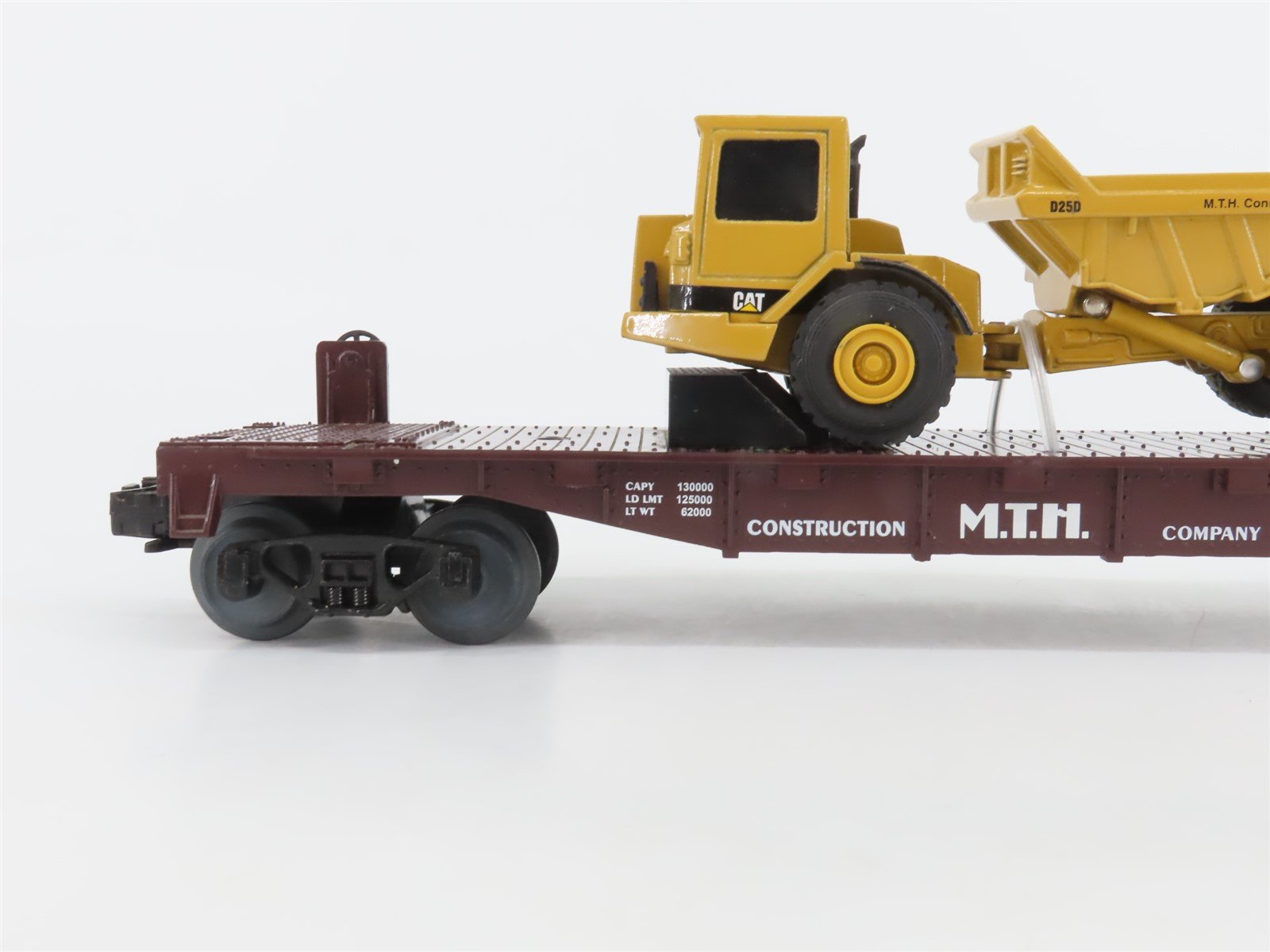 O Gauge 3-Rail MTH Rail King 30-7614 MTH Flat Car #19971 W/CAT Dump Truck