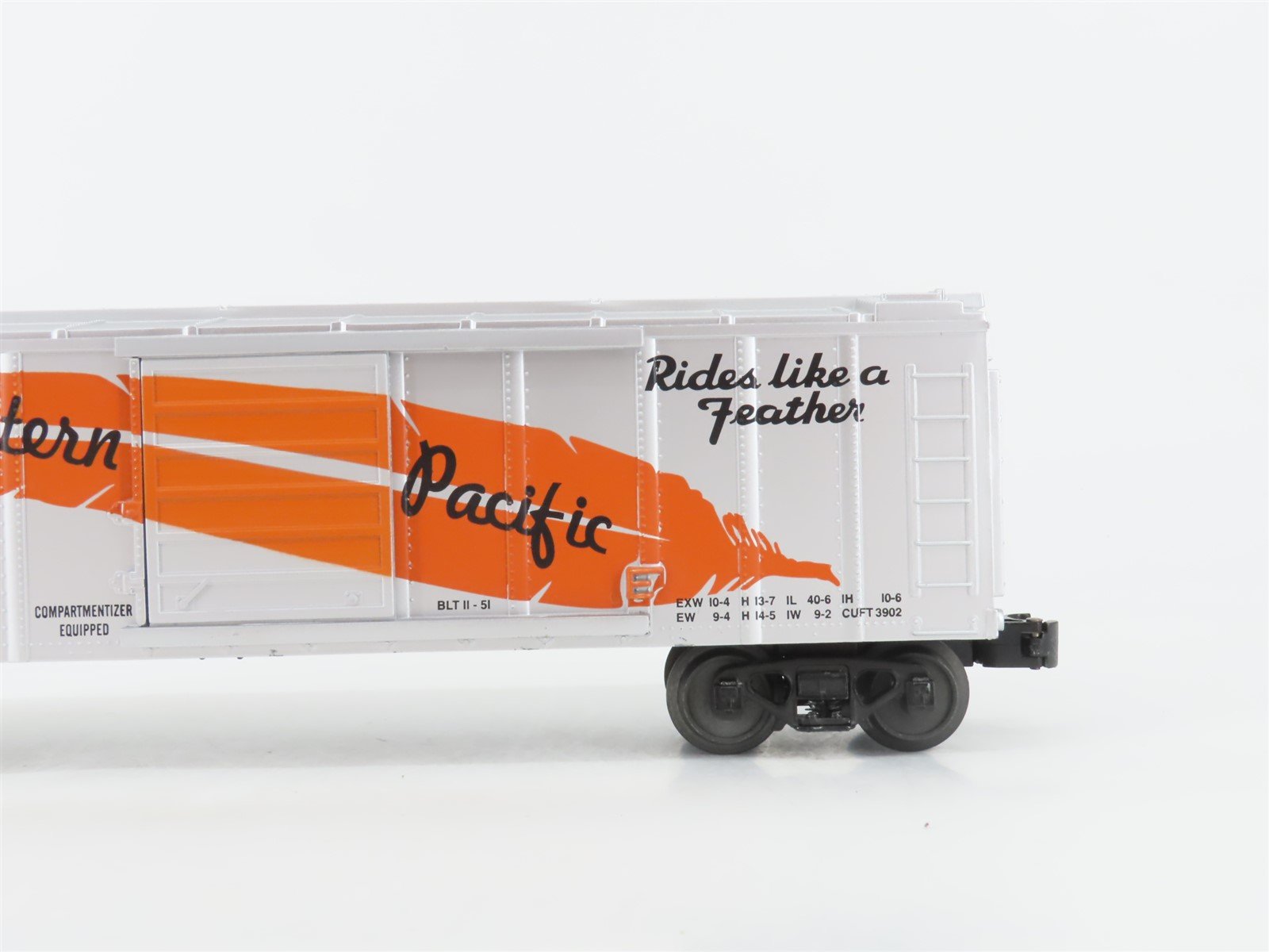 O Gauge 3-Rail MTH Rail King 30-74728 WP Western Pacific Feather Box Car #25629