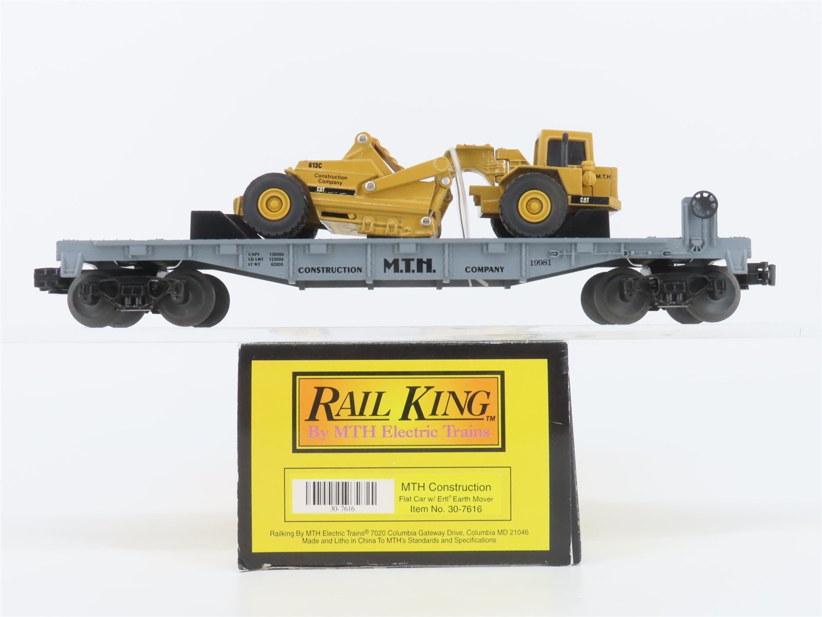 O Gauge 3-Rail MTH Rail King 30-7616 MTH Flat Car #19981 w/ ERTL Earth Mover