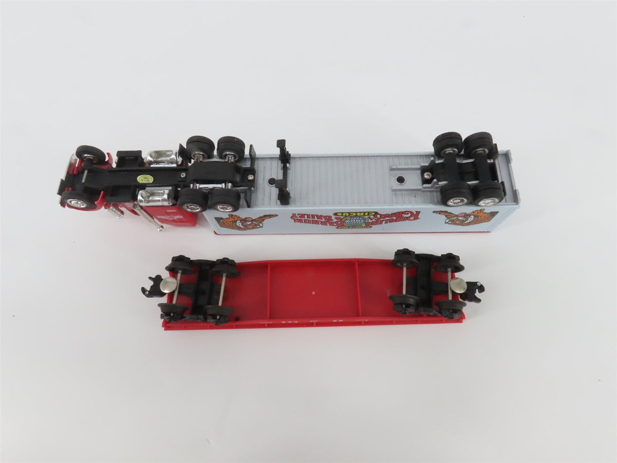O Gauge 3-Rail K-Line Ringling Bros &amp; Barnum &amp; Bailey Flat Car W/ Semi &amp; Trailer