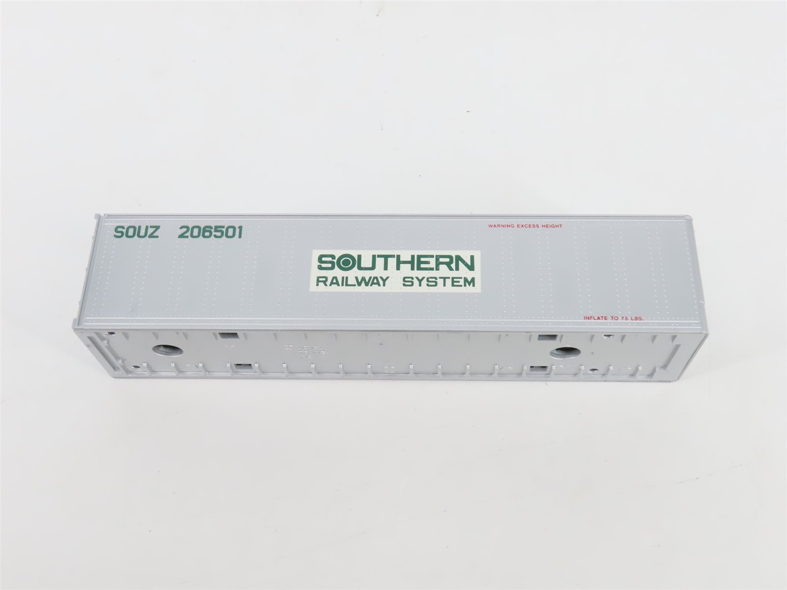 O 1/48 Scale Lionel 6-12826 APL, SOUZ Intermodal Containers (3-Pack)